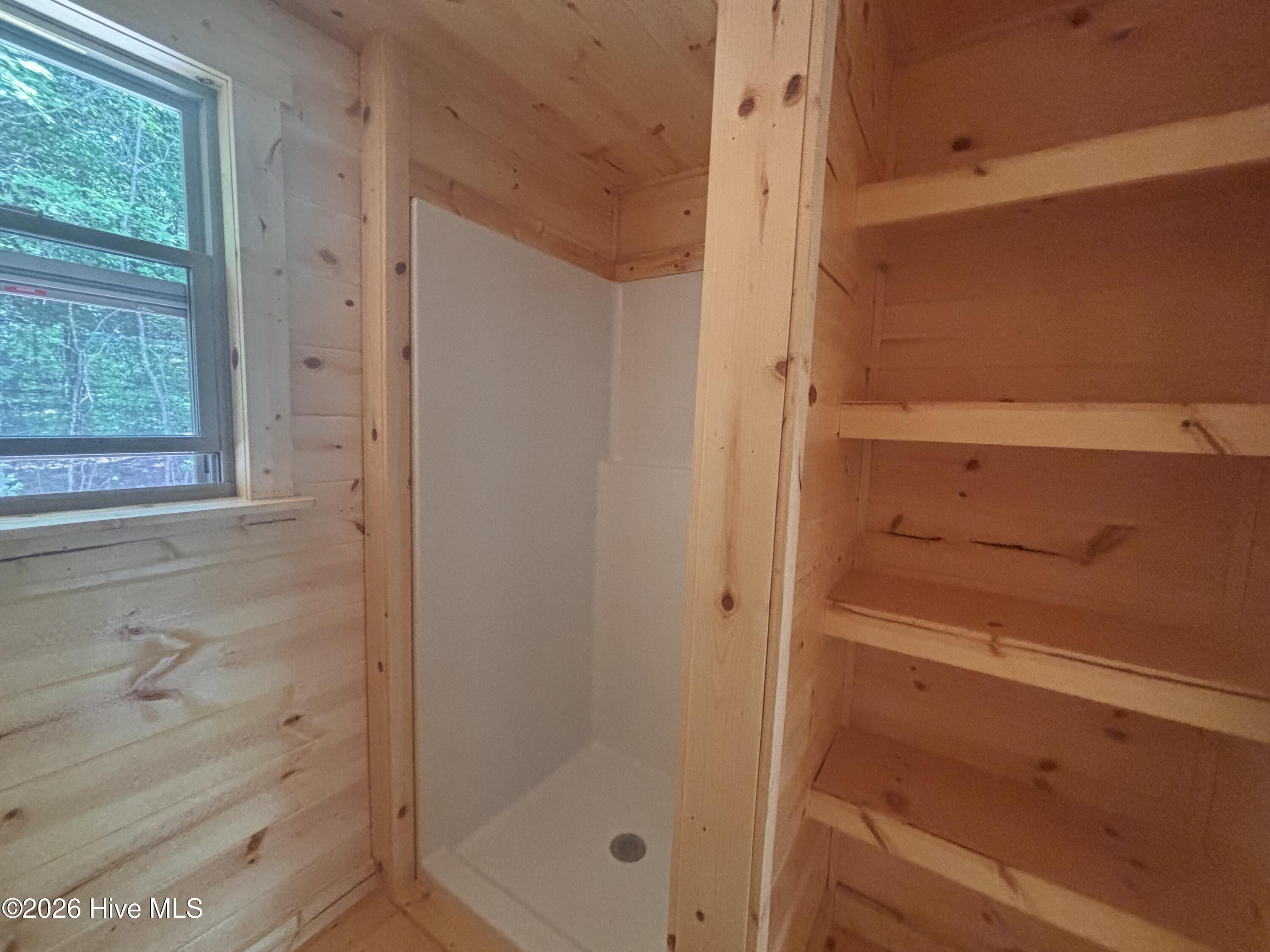 752 Whispering Ridge Drive Property Photo 15