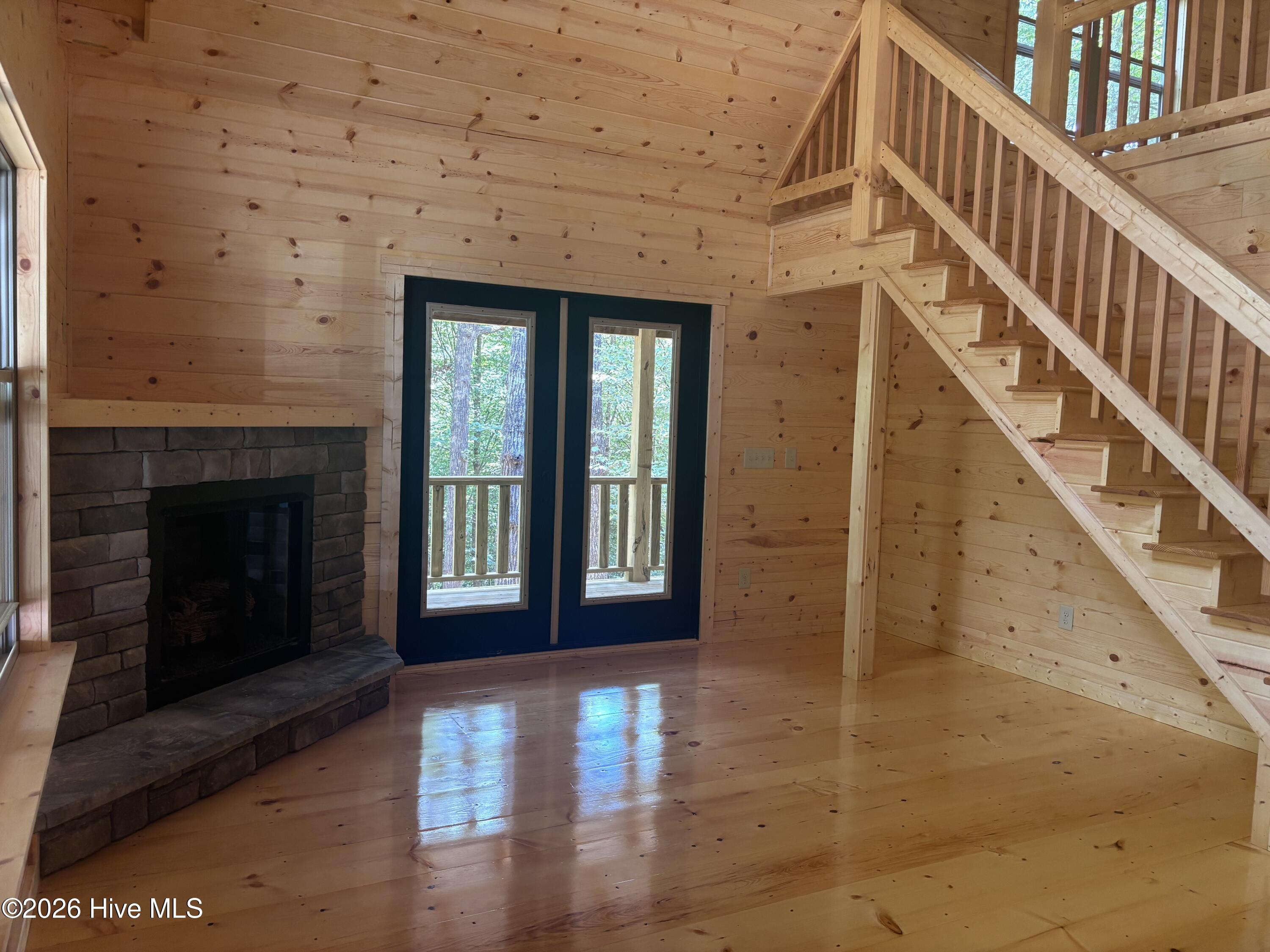 752 Whispering Ridge Drive Property Photo 25
