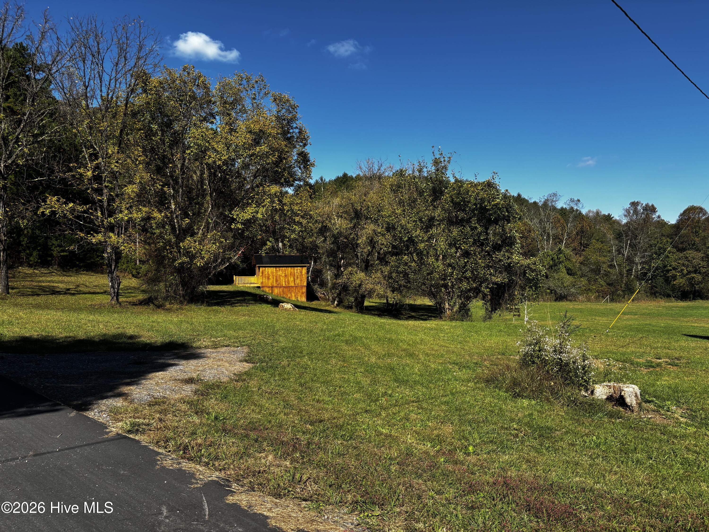 752 Whispering Ridge Drive Property Photo 25