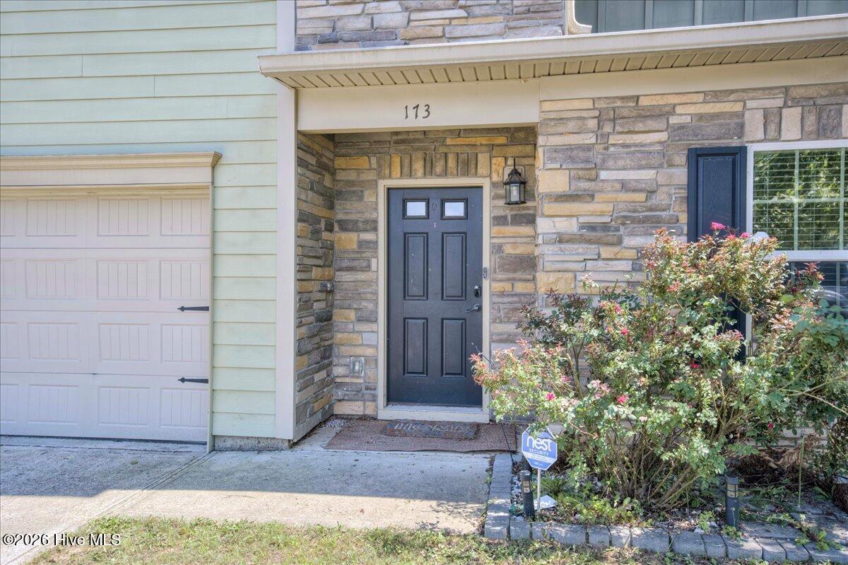 173 Tahoe Drive Property Photo 2