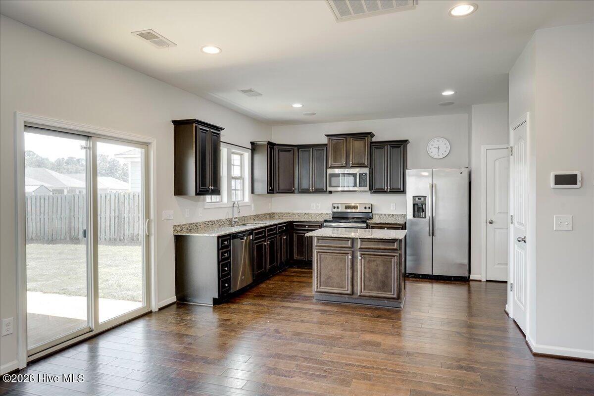 173 Tahoe Drive Property Photo 15