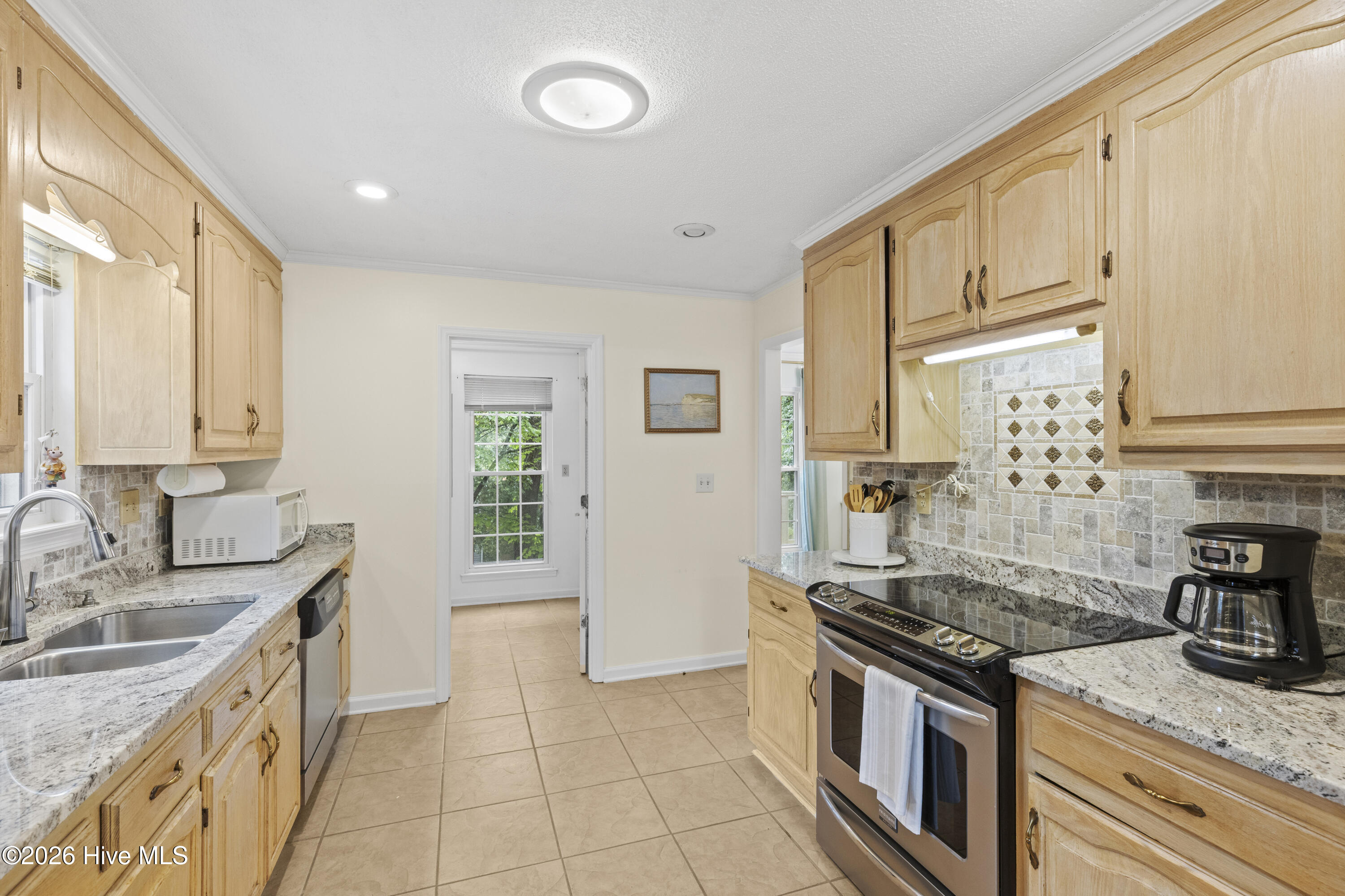 415 Bristol Road Property Photo 11