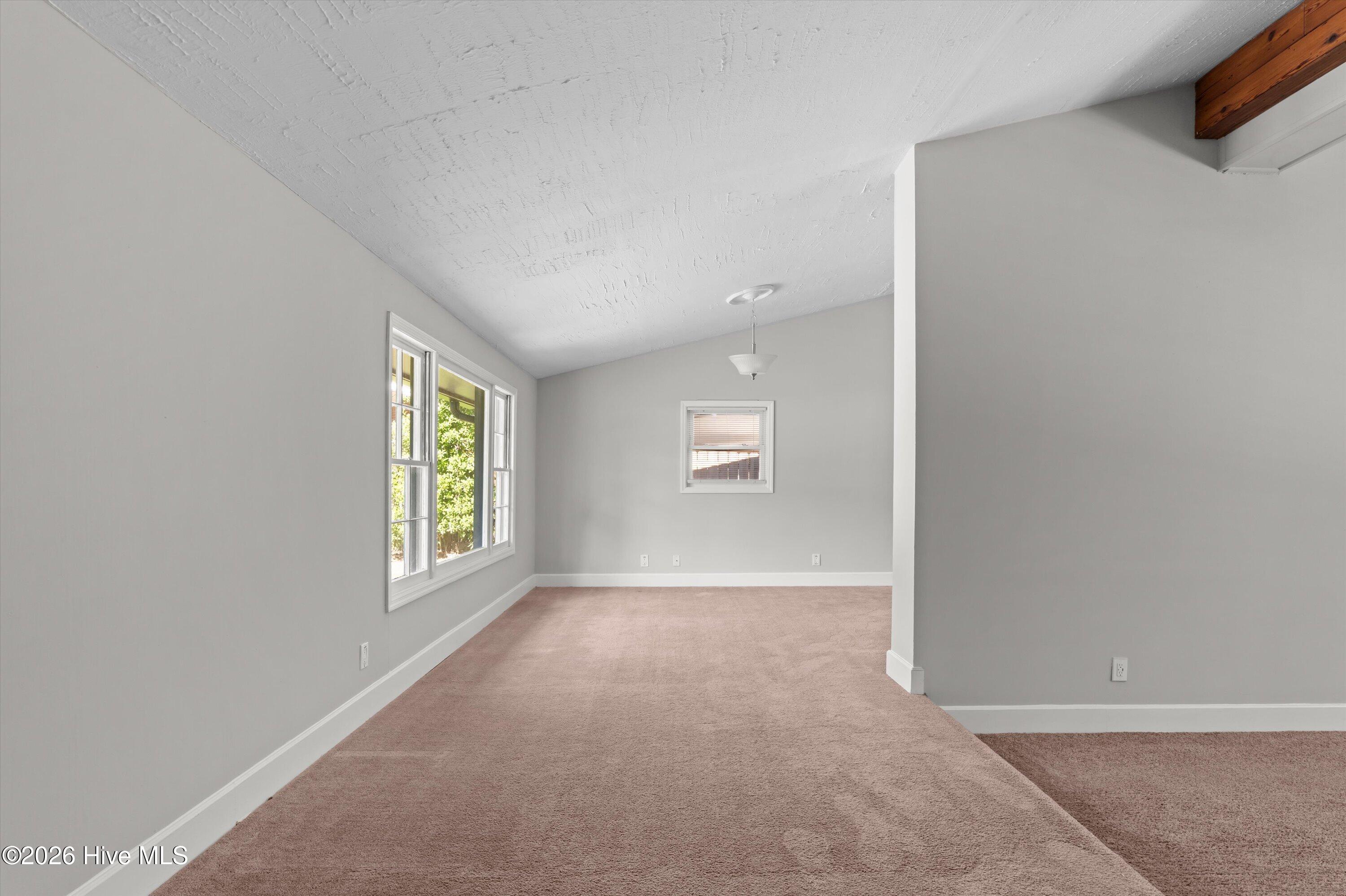 3355 Wedgewood Drive Property Photo 3