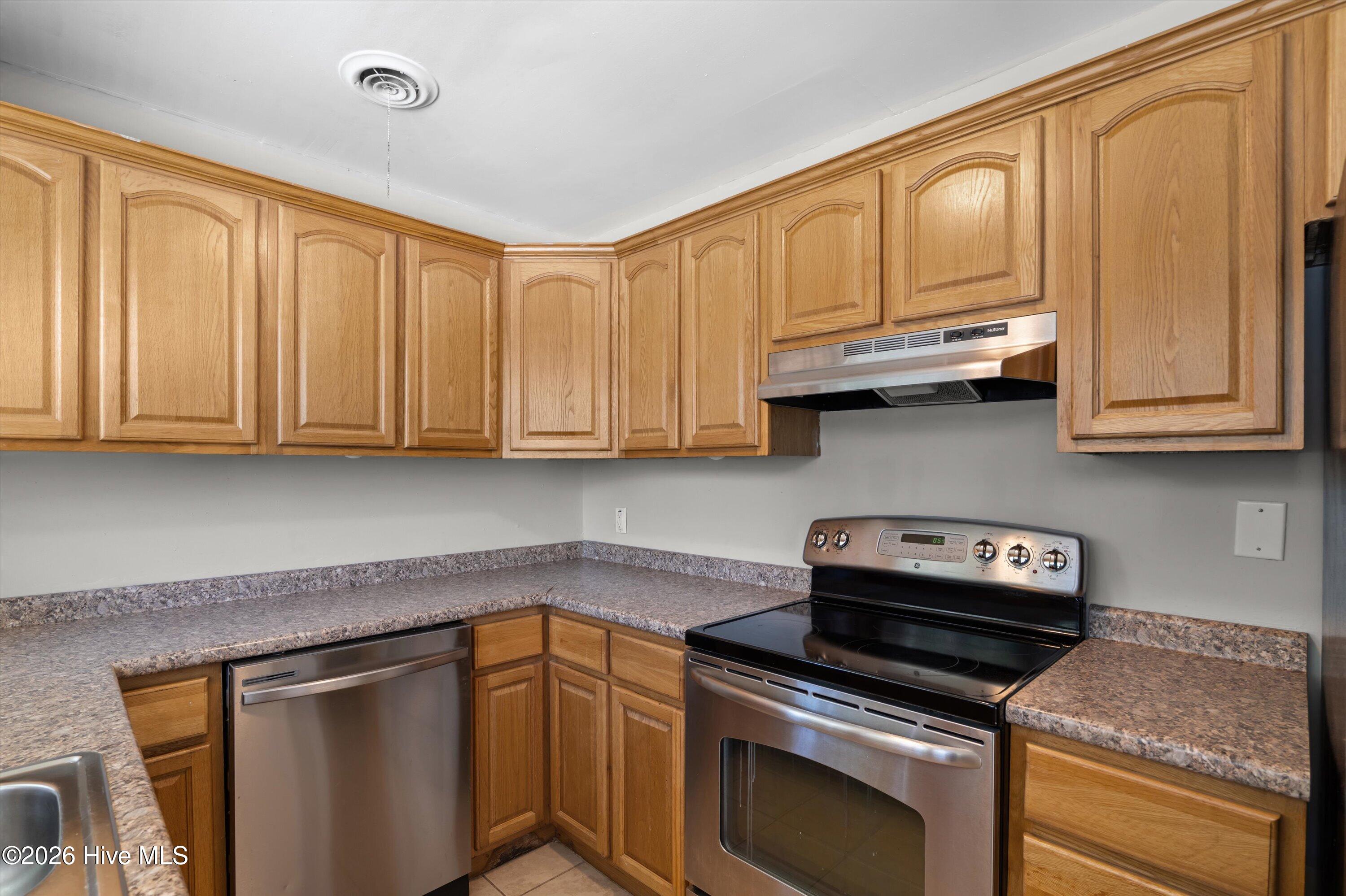 3355 Wedgewood Drive Property Photo 8