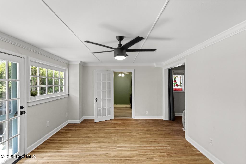 116 Oak Street Property Photo 29