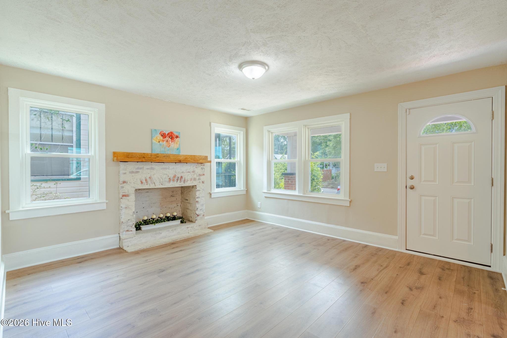 1109 S 9th Street Property Photo 8