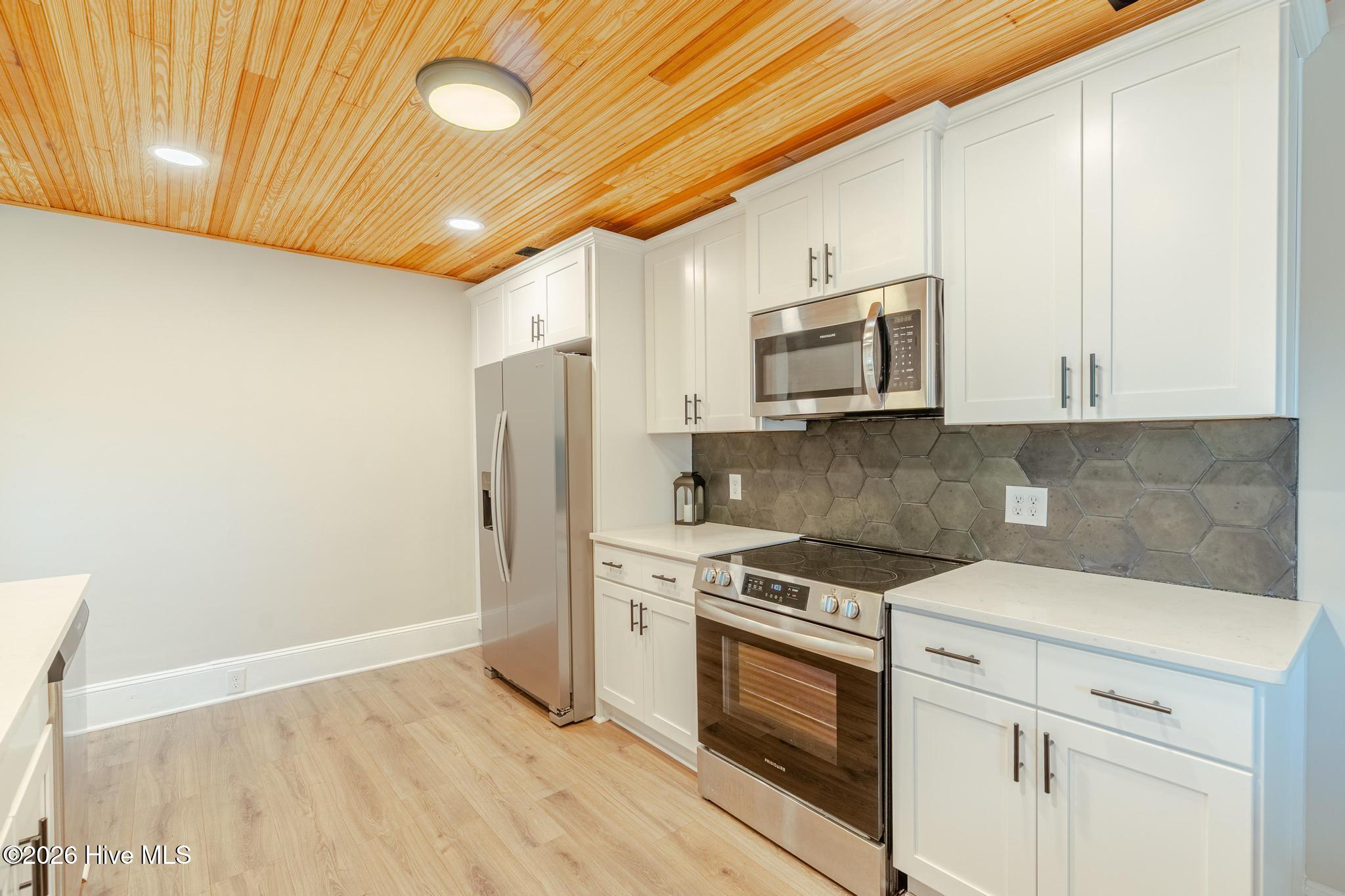 1109 S 9th Street Property Photo 10