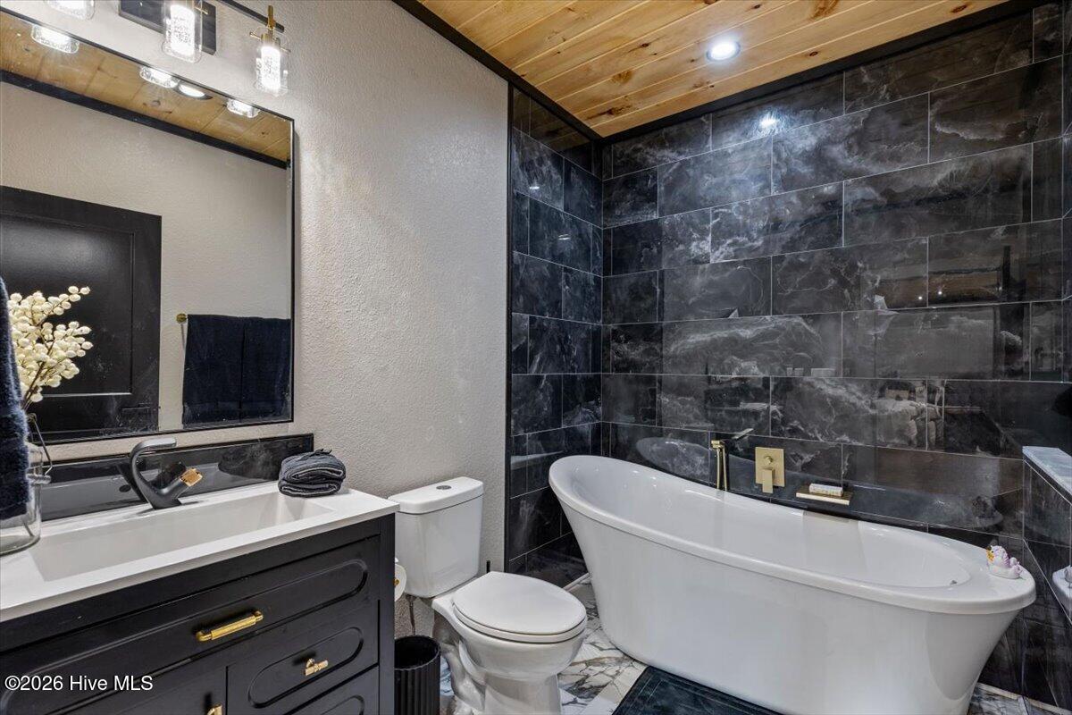 122 Oak Terrace Property Photo 43