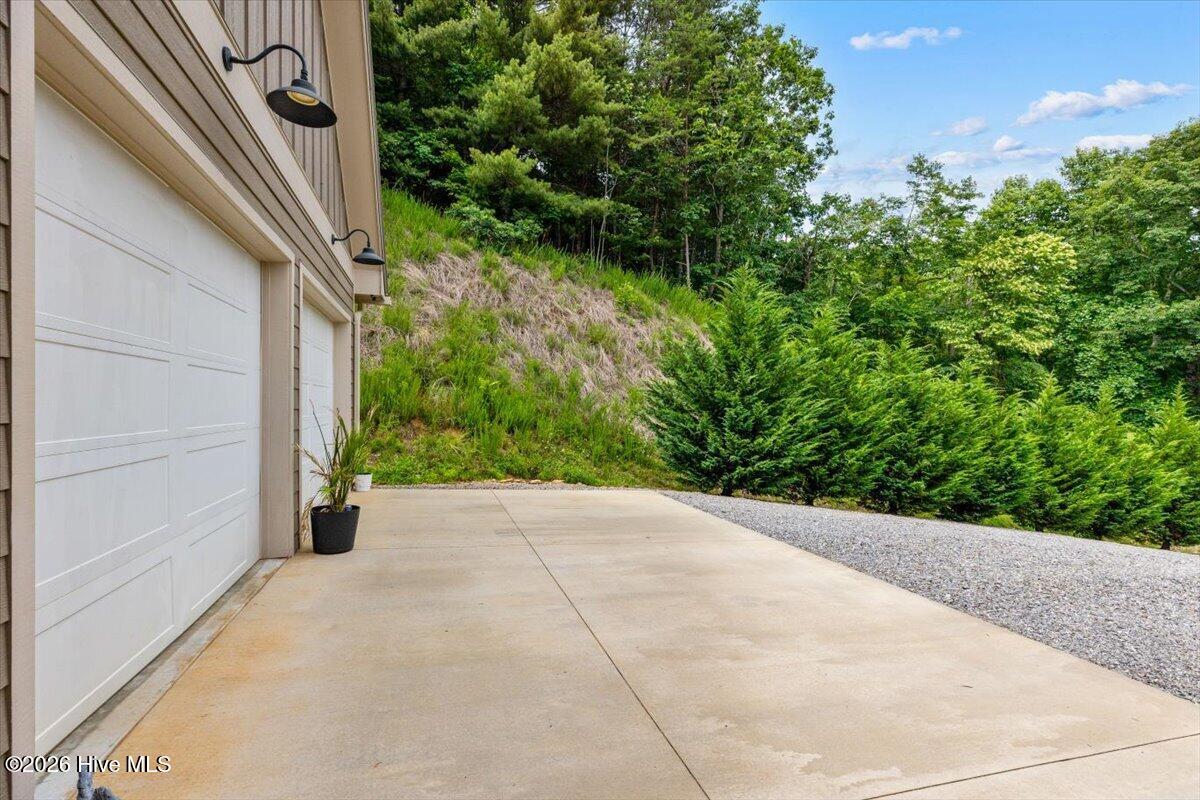 122 Oak Terrace Property Photo 59