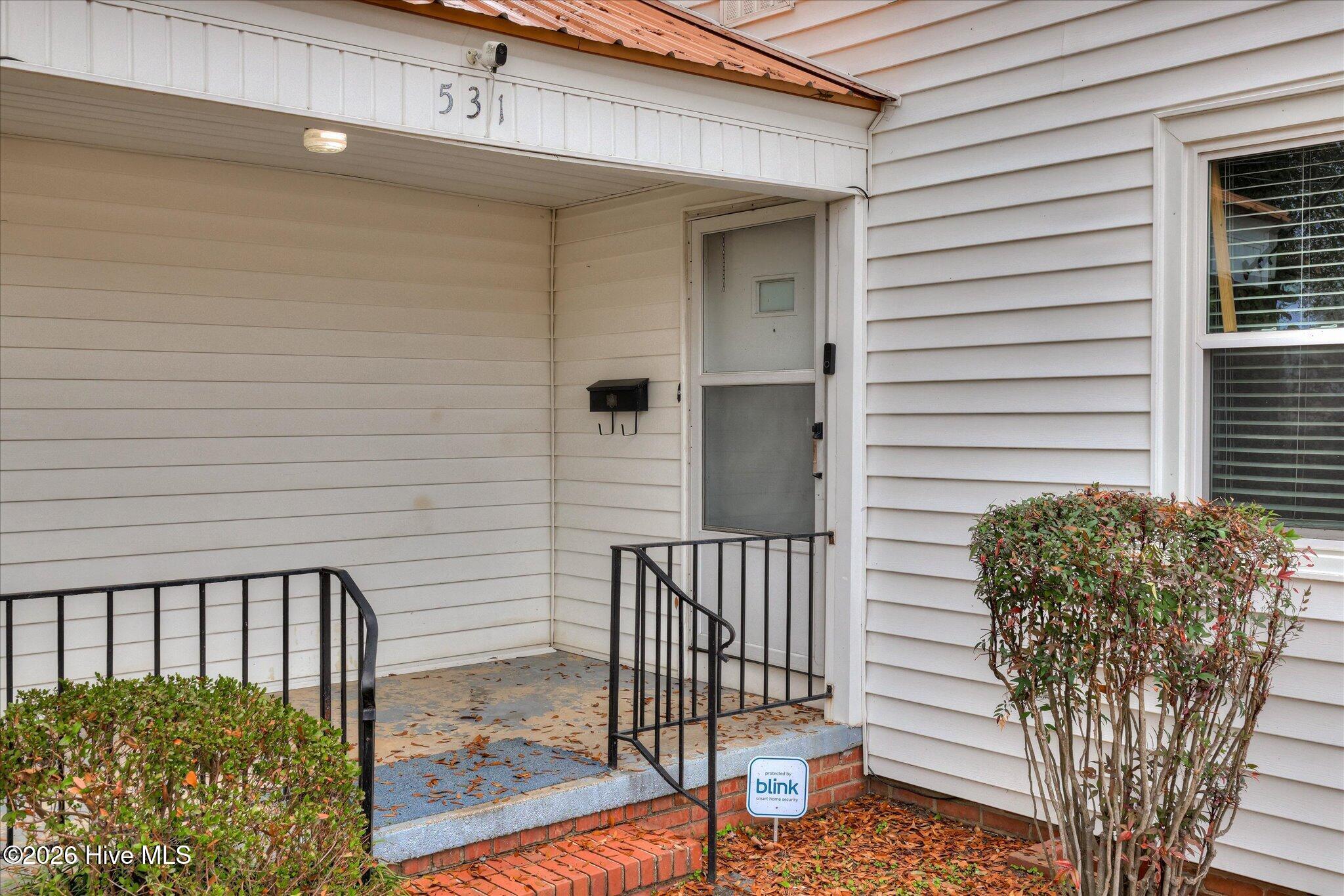 531 Carr Street Property Photo 5