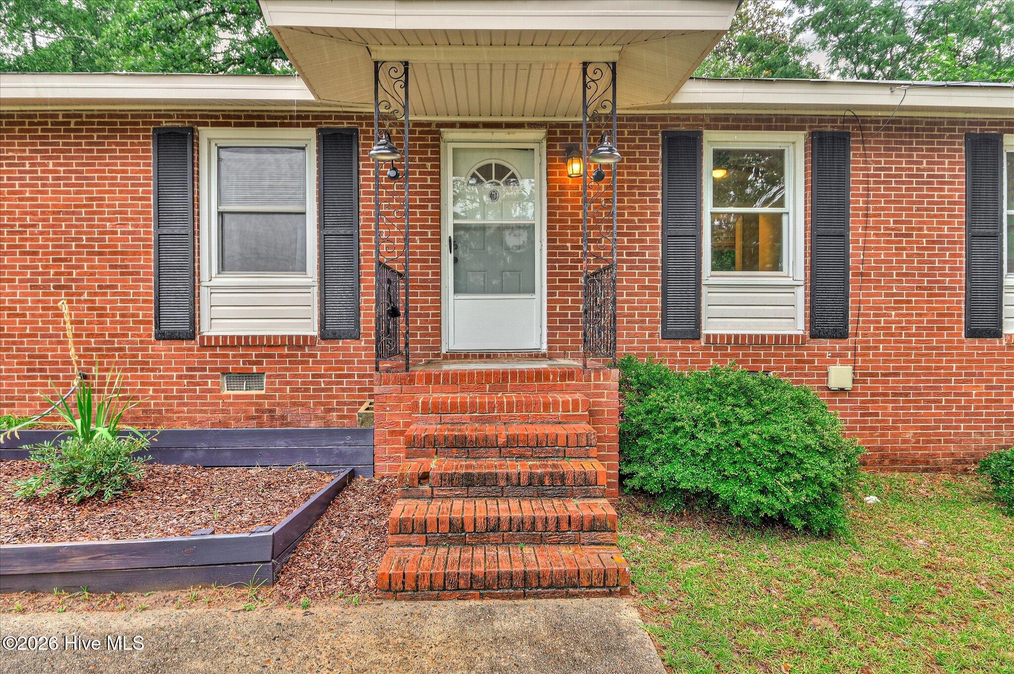753 Hillside Drive Property Photo 1