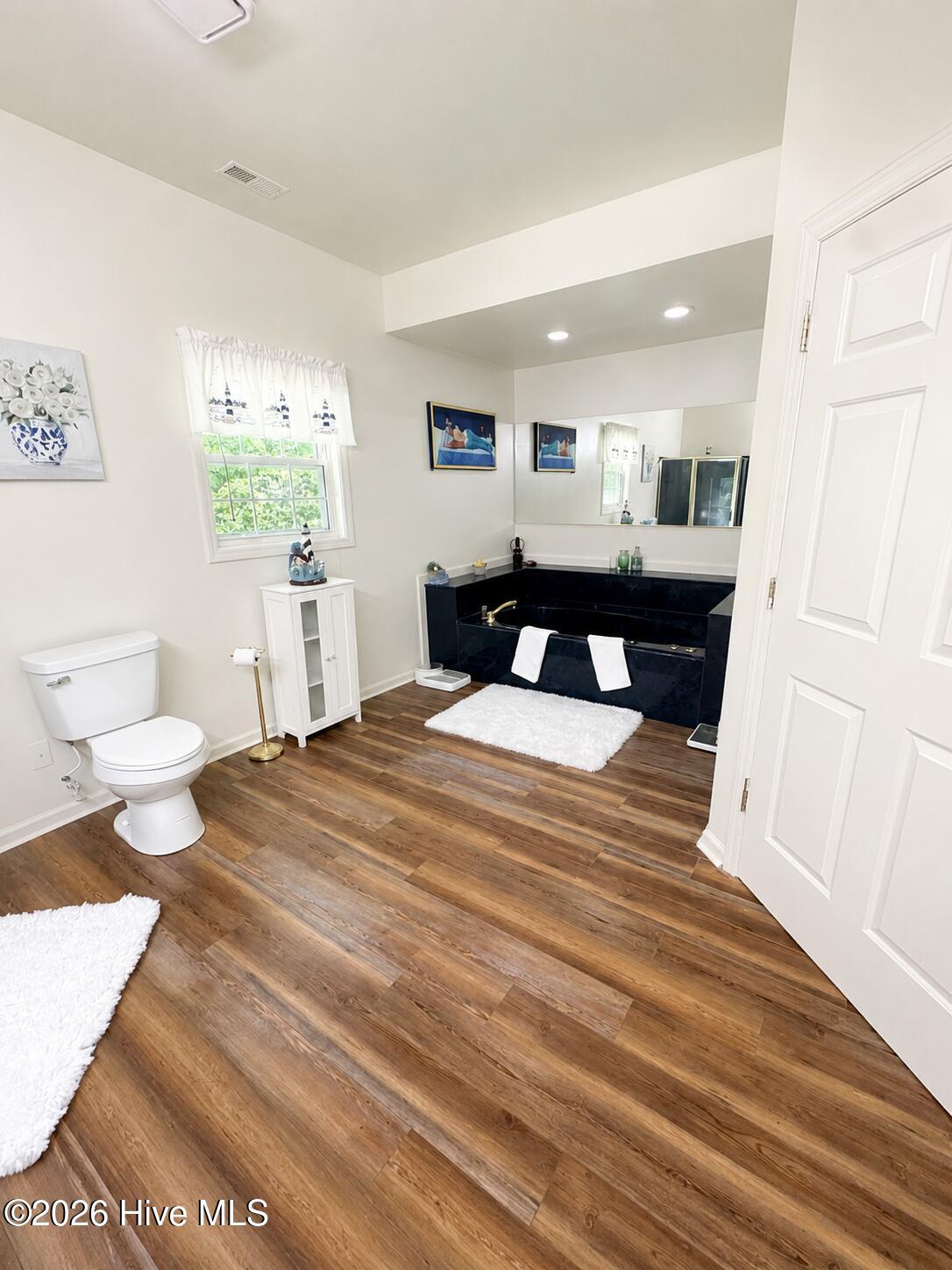 888 Sea Gate Drive Property Photo 31