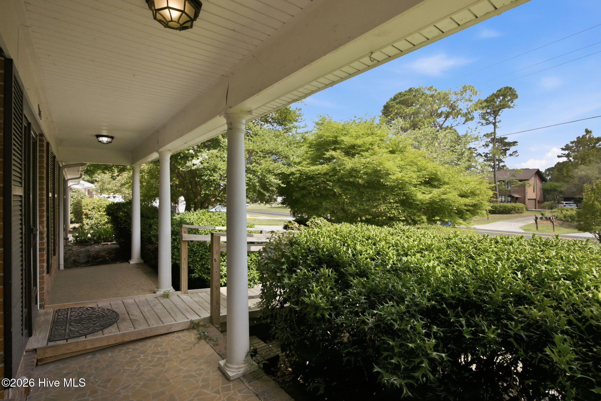 905 Robert E Lee Drive Property Photo 5