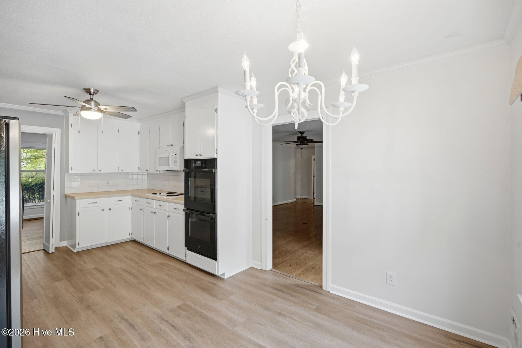 905 Robert E Lee Drive Property Photo 13