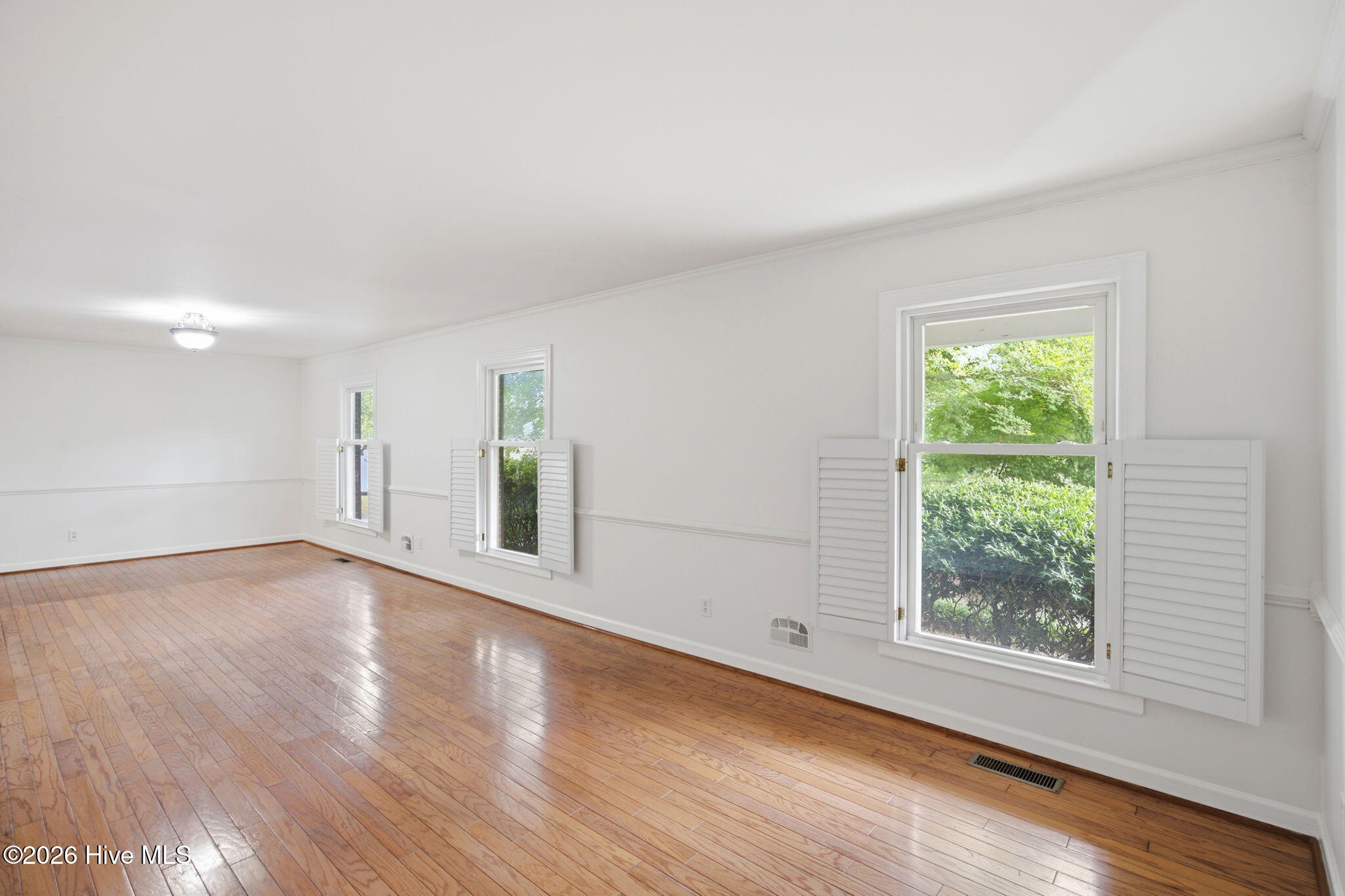 905 Robert E Lee Drive Property Photo 18