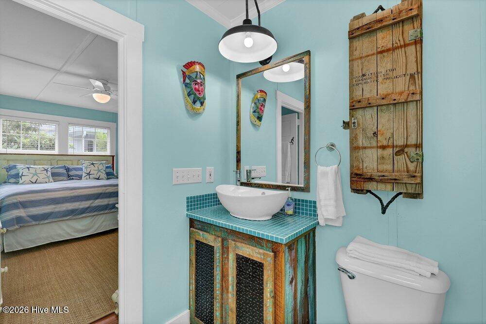 10 E Henderson Street E Property Photo 25
