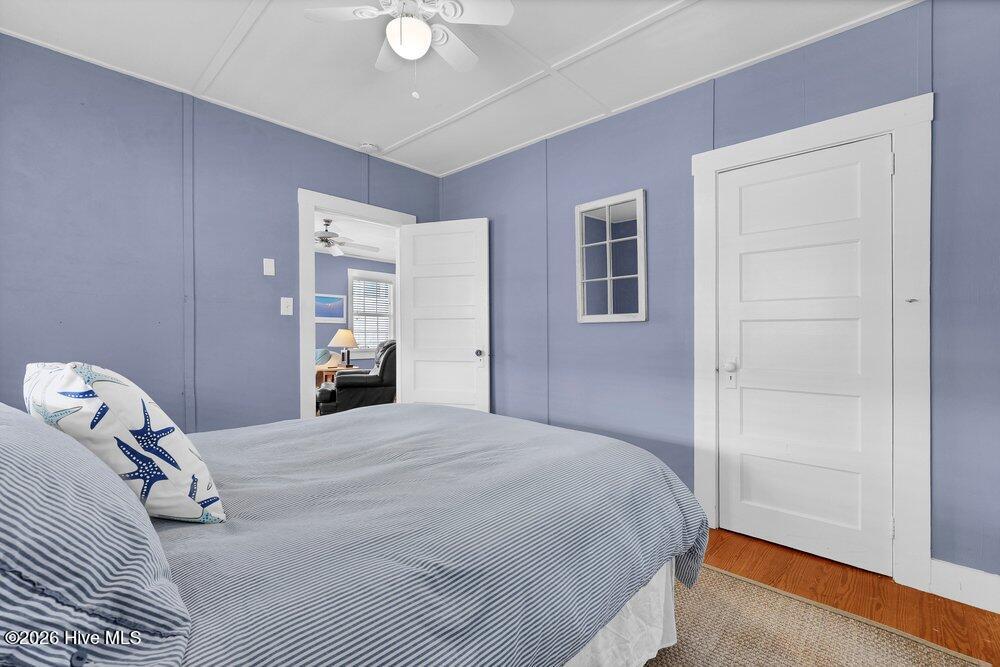 10 E Henderson Street E Property Photo 28