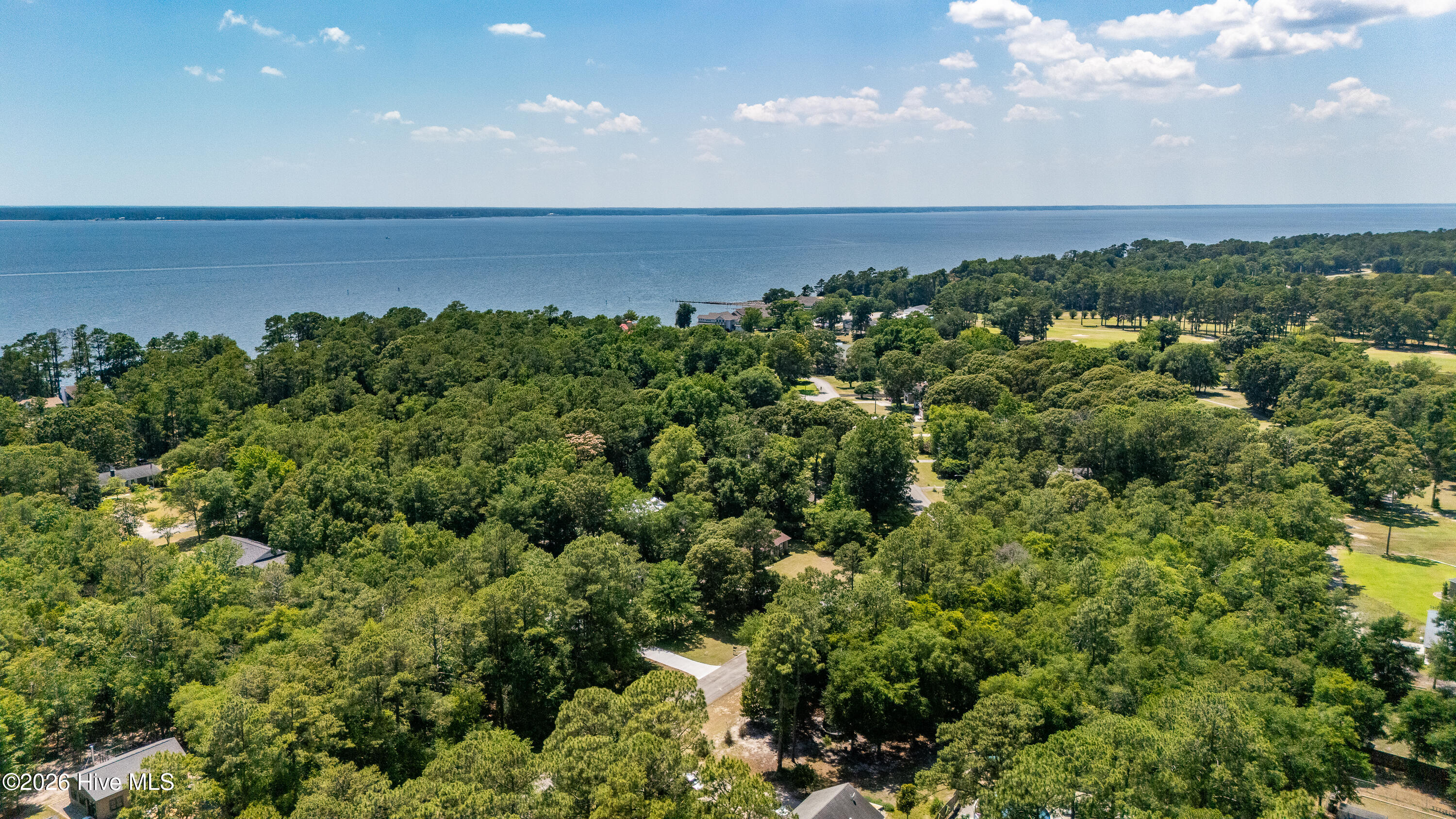 114 Lakeshore Drive Property Photo 4
