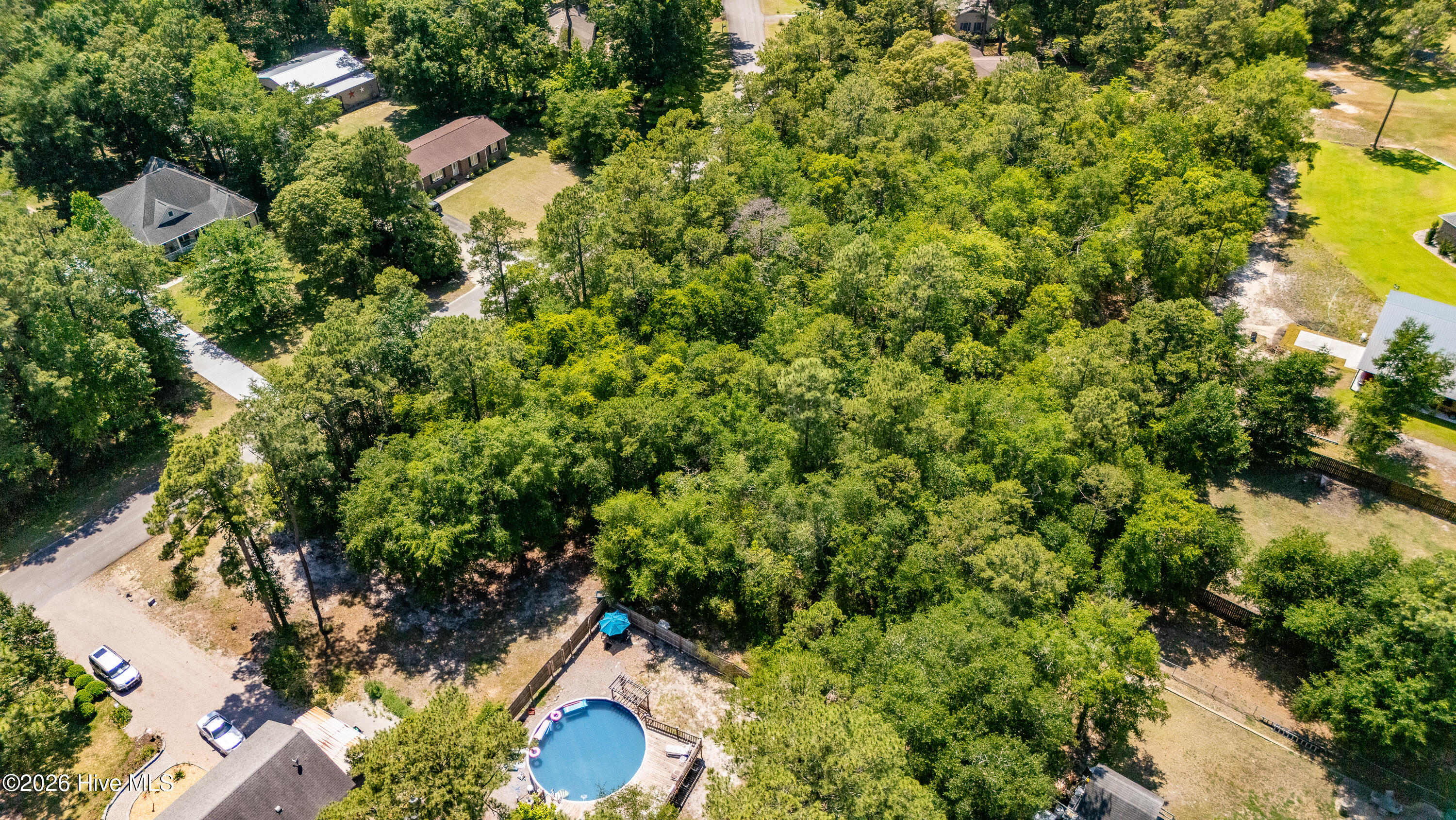 114 Lakeshore Drive Property Photo 5