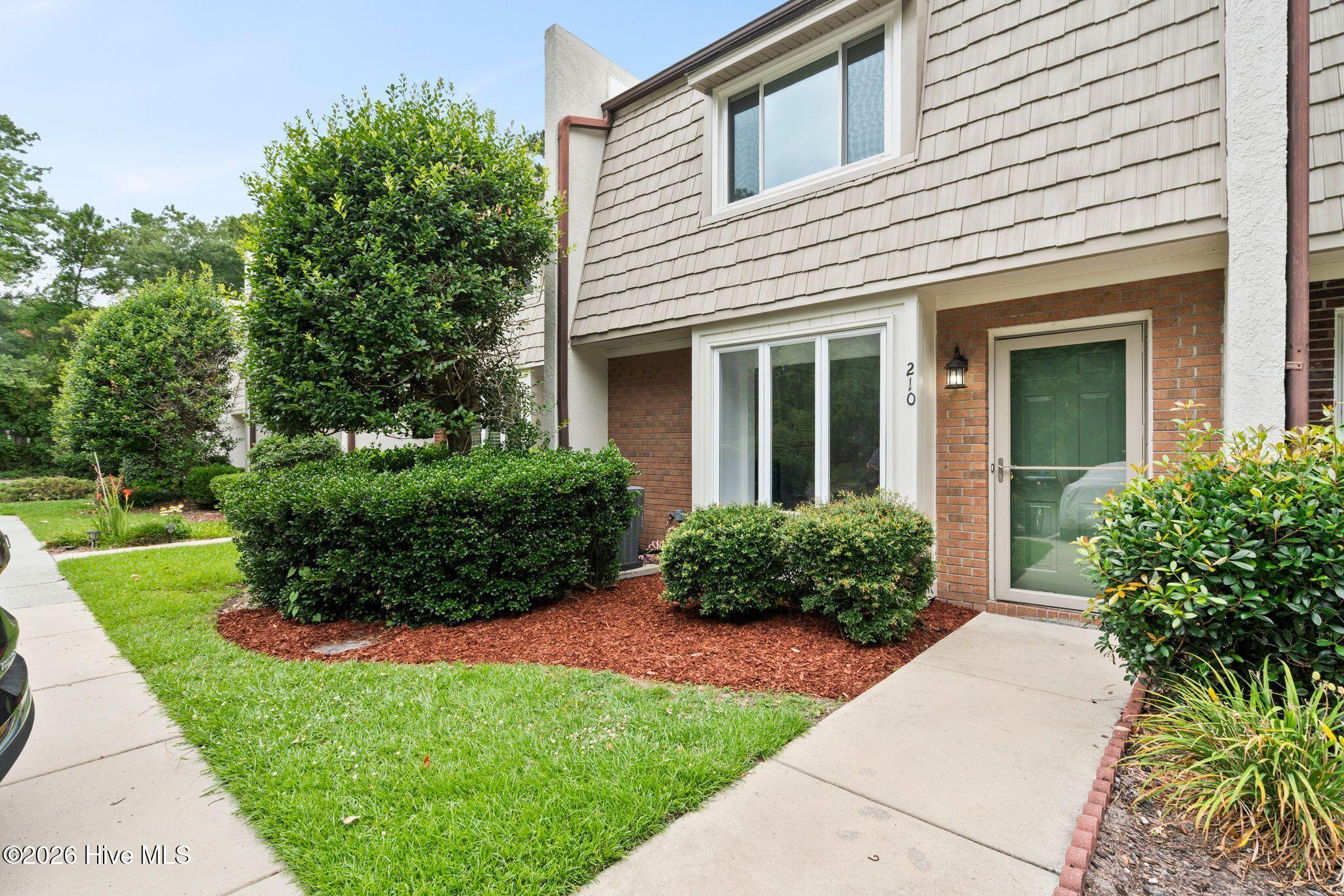210 Cobblestone Drive Property Photo 1