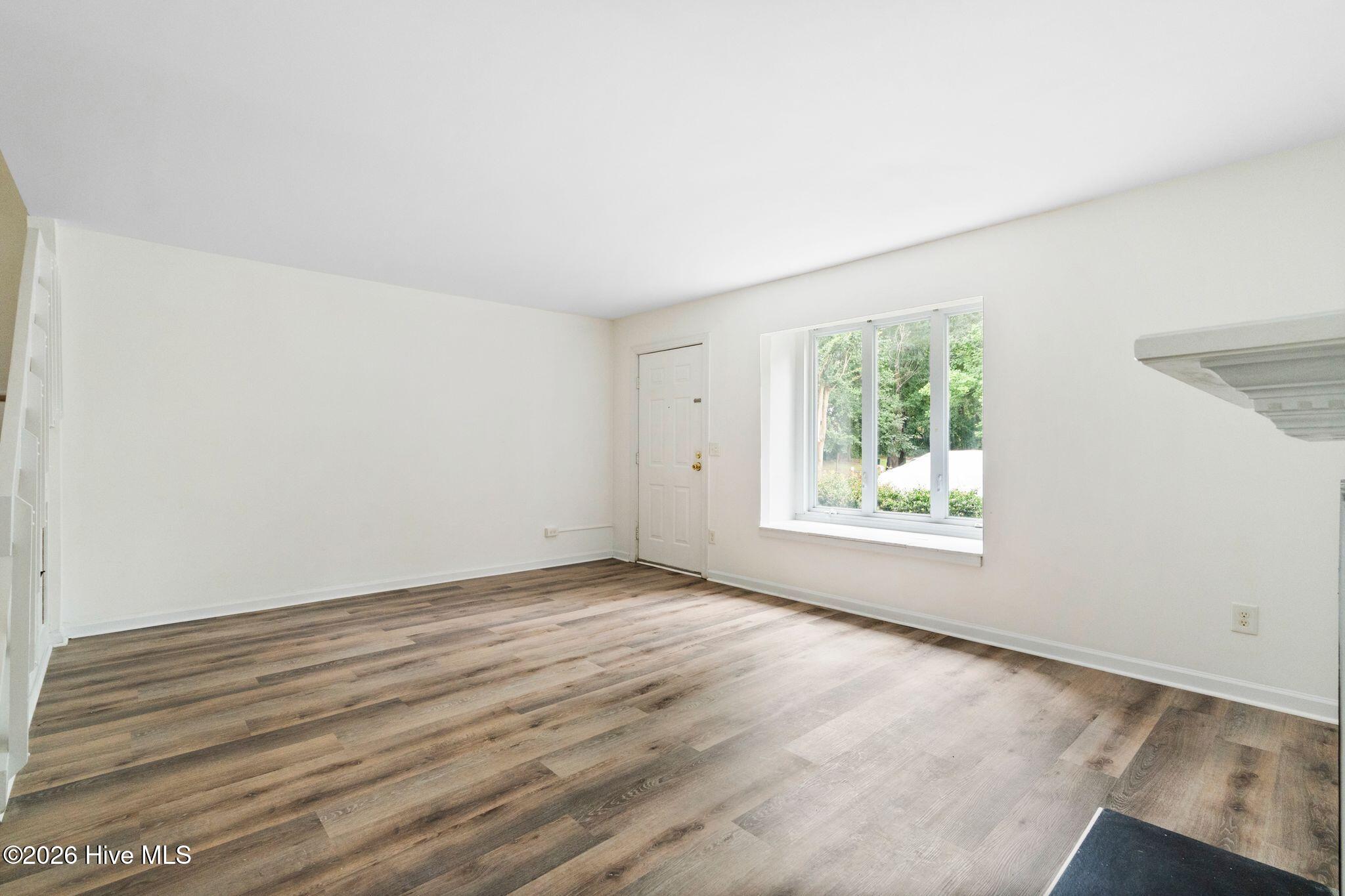 210 Cobblestone Drive Property Photo 10