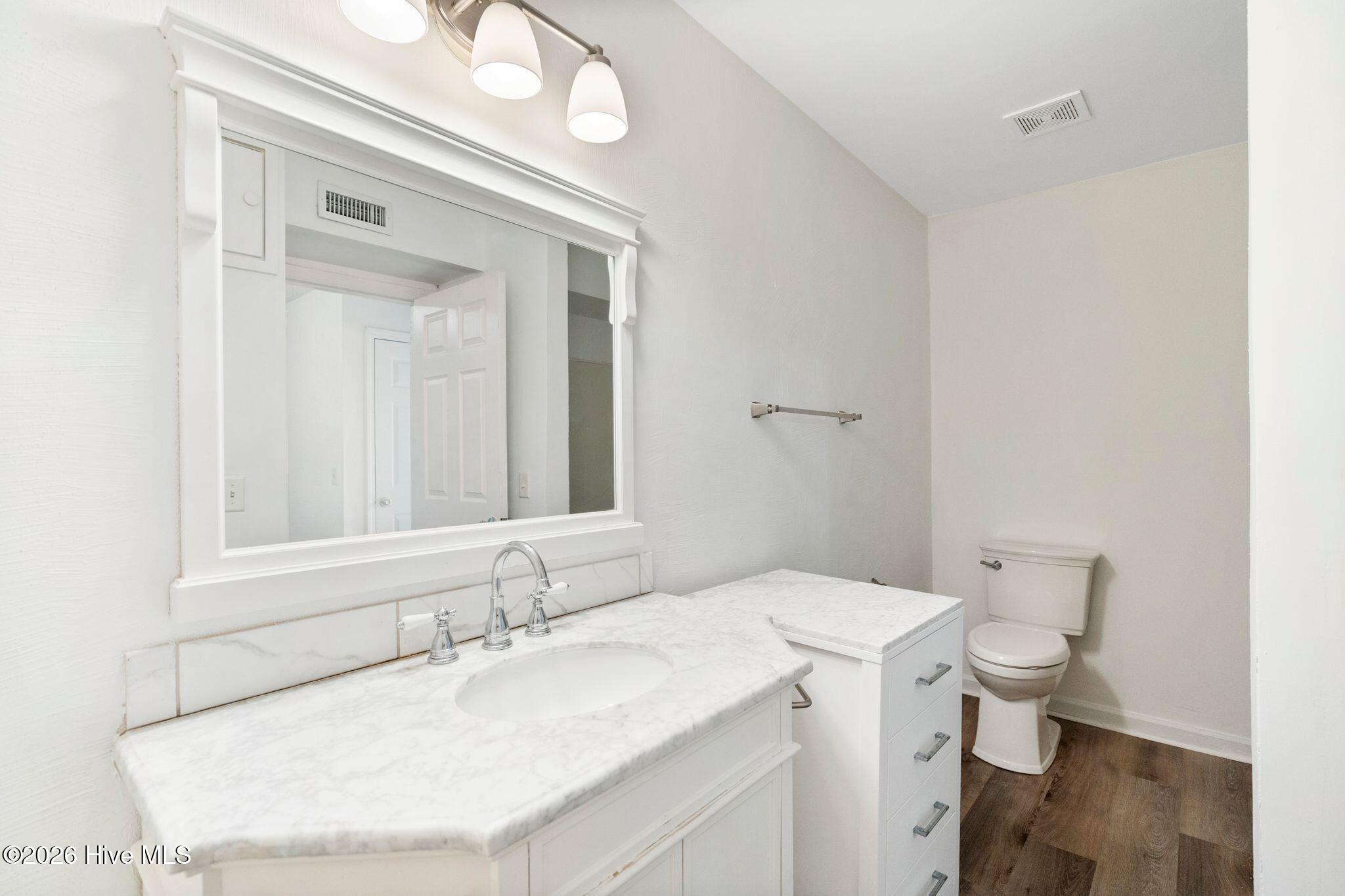 210 Cobblestone Drive Property Photo 29