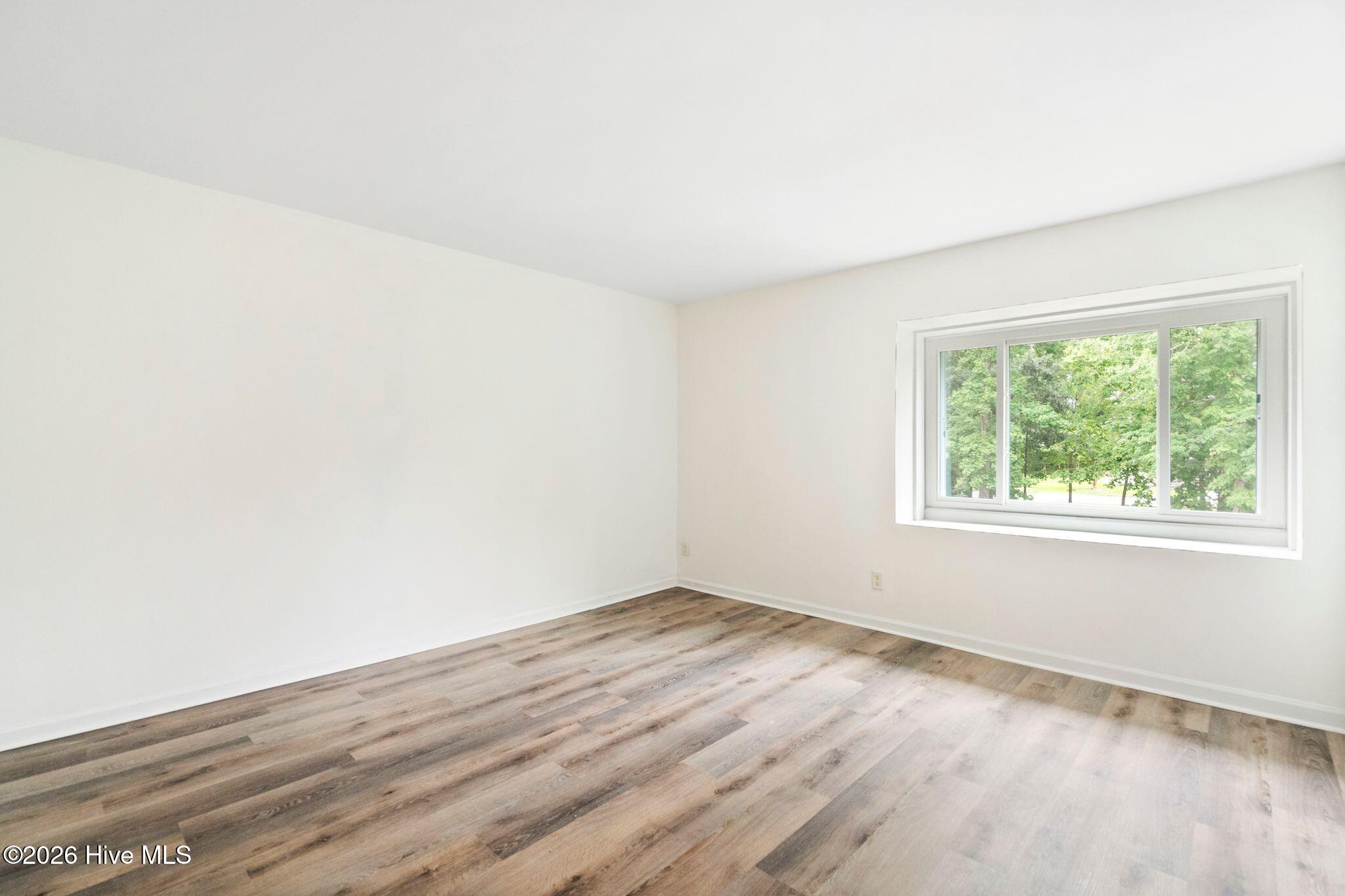 210 Cobblestone Drive Property Photo 32
