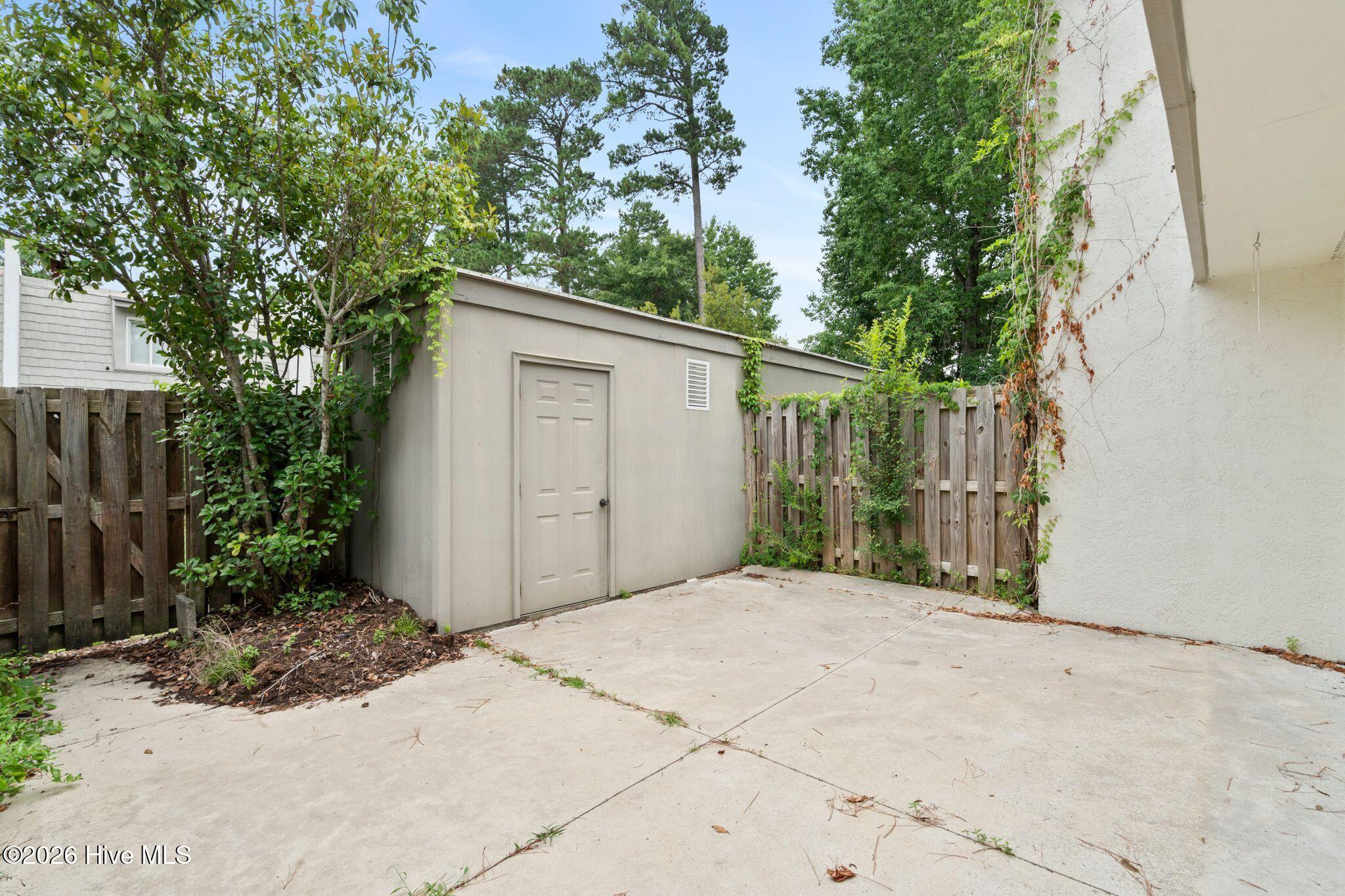 210 Cobblestone Drive Property Photo 35