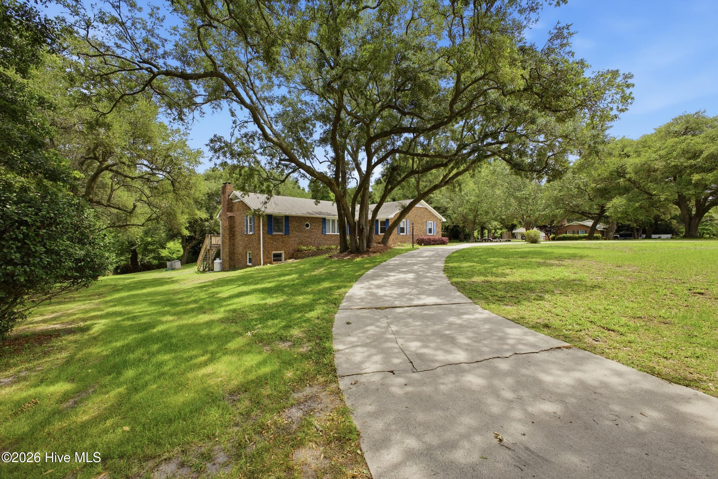 233 High Tide Drive Property Photo 4