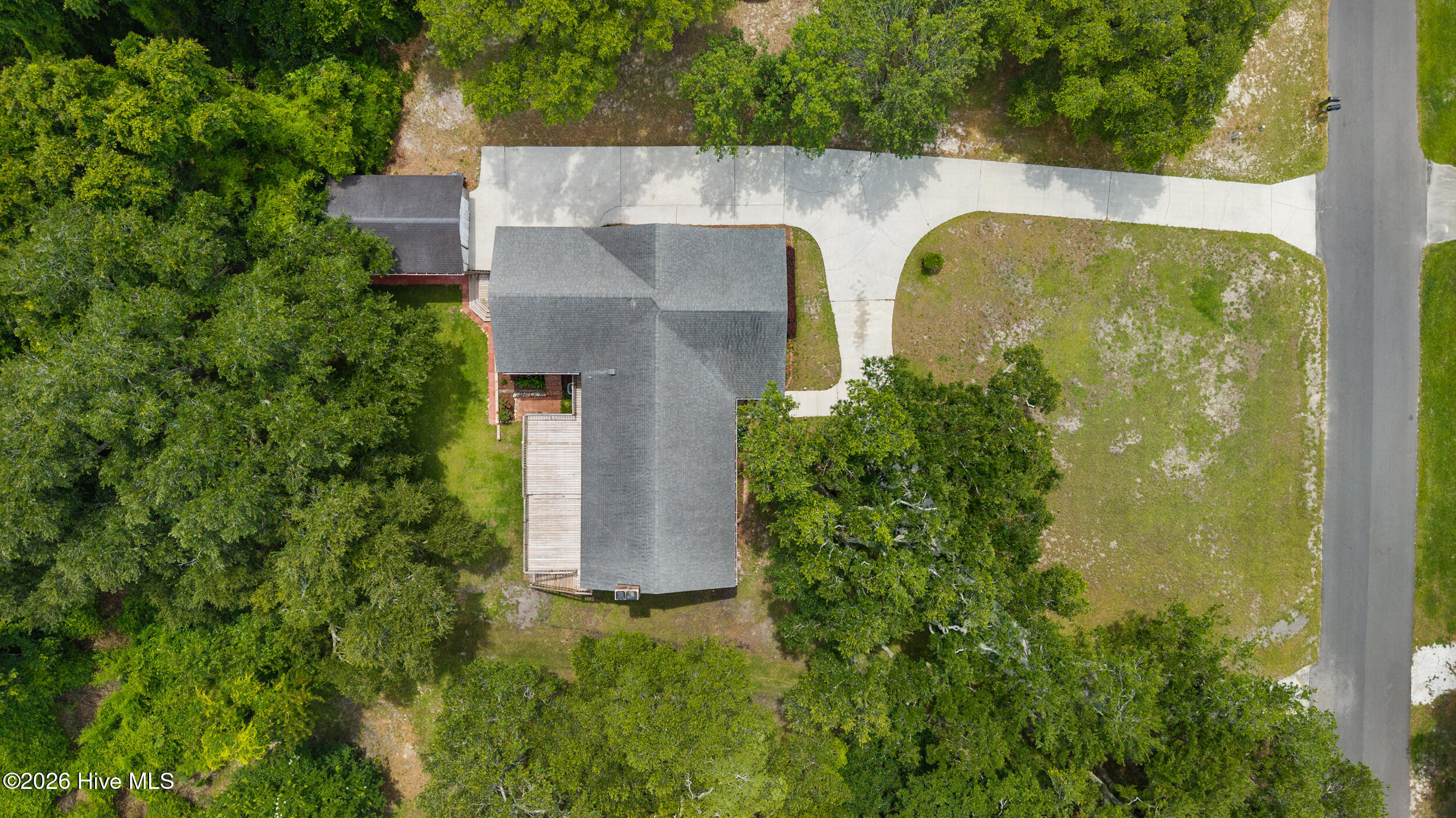 233 High Tide Drive Property Photo 5