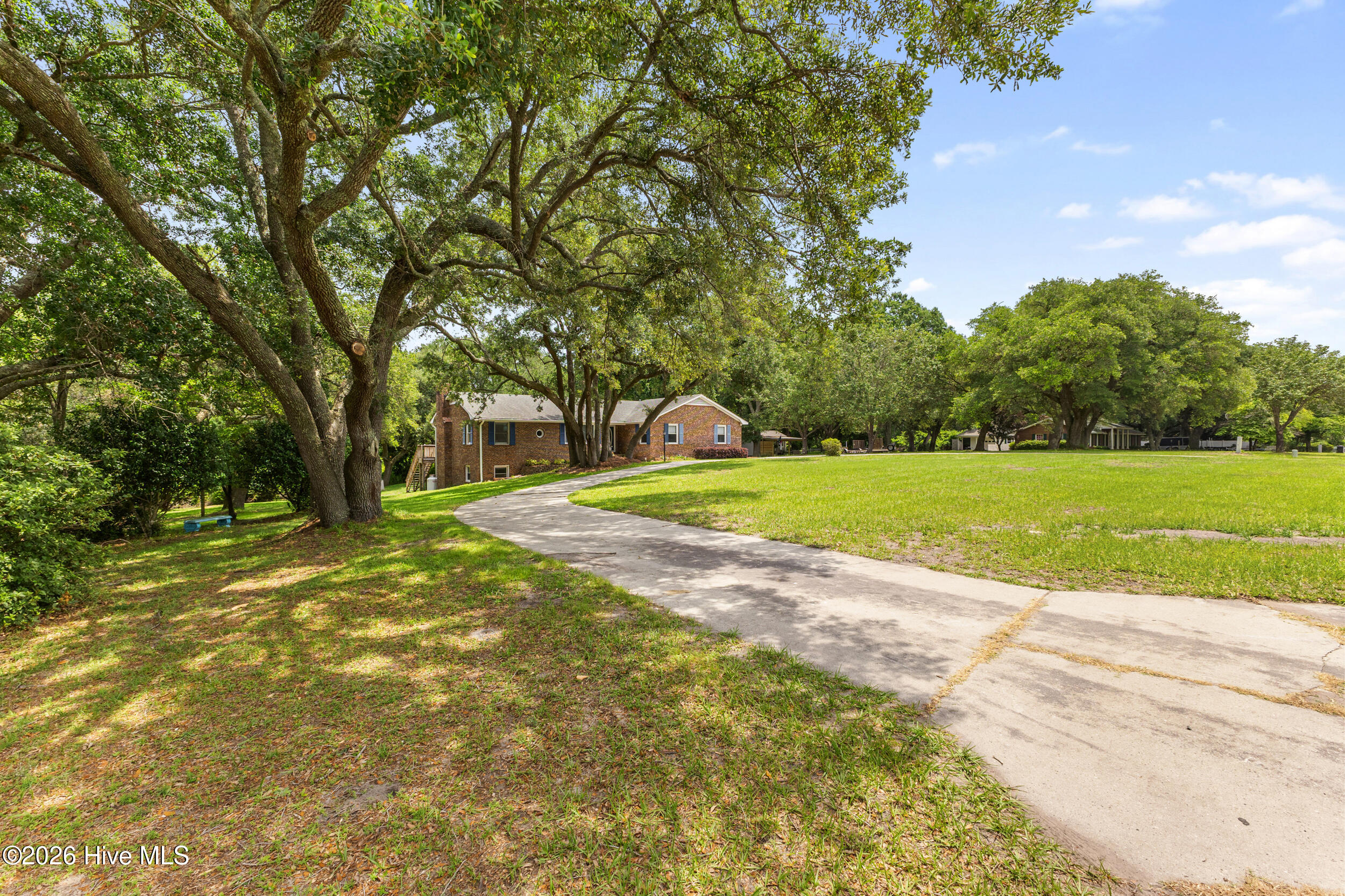 233 High Tide Drive Property Photo 33