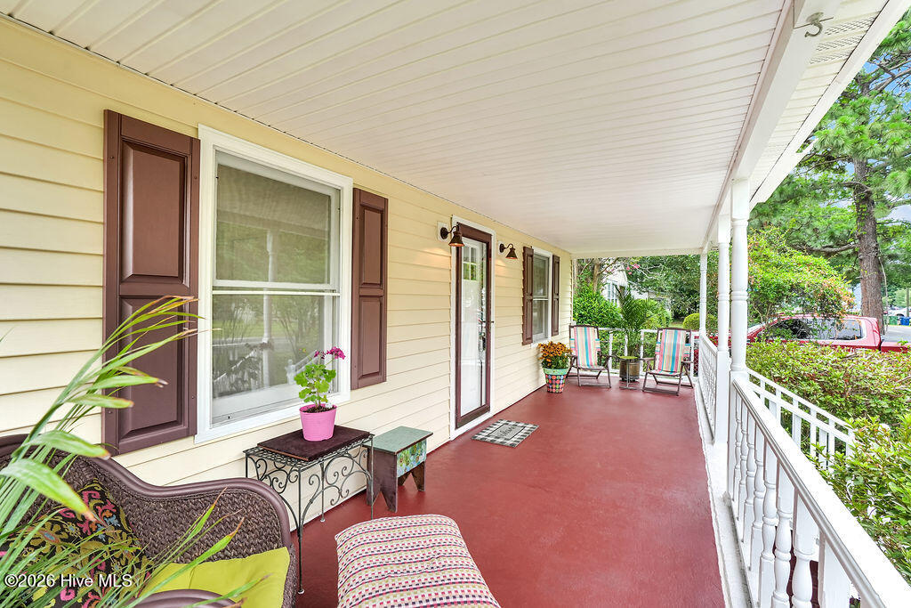 4809 Franklin Avenue Property Photo 4