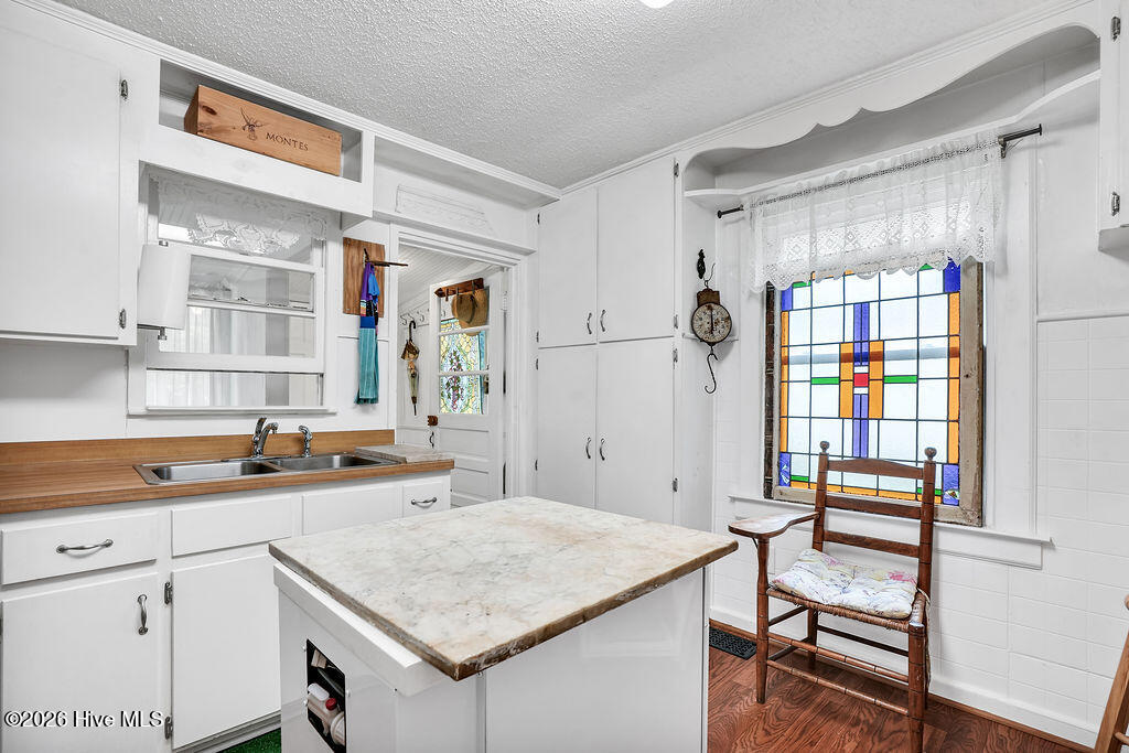 4809 Franklin Avenue Property Photo 10
