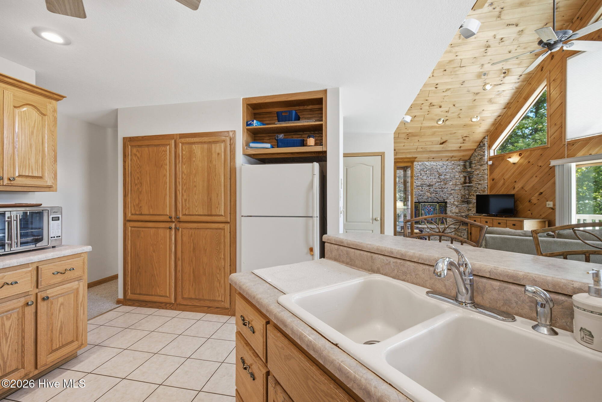 820 Chimney Ridge Drive Property Photo 19
