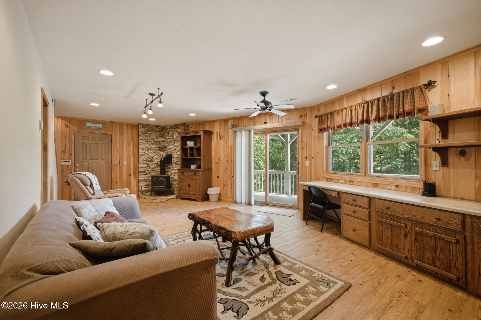 820 Chimney Ridge Drive Property Photo 44