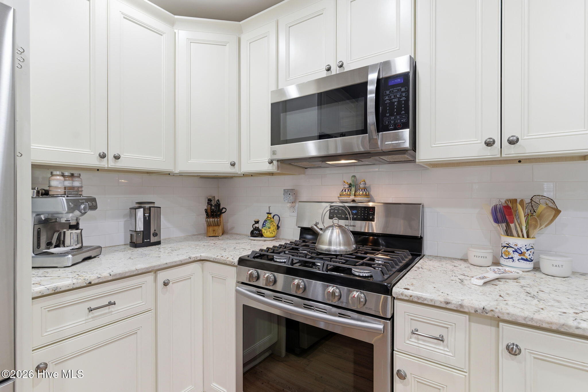 4225 Tillson Road Property Photo 11