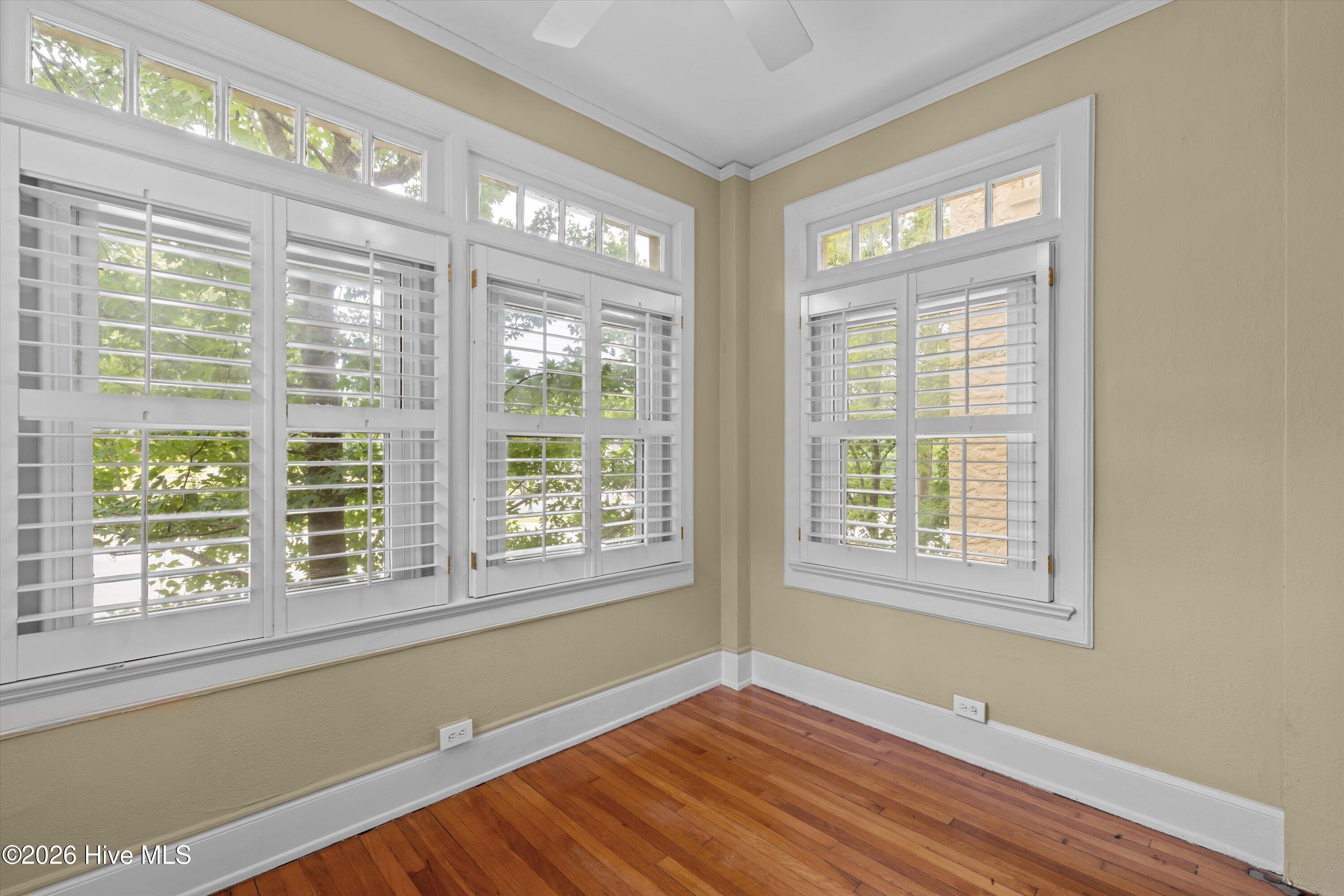 2068 Walton Way 201 Property Photo 12