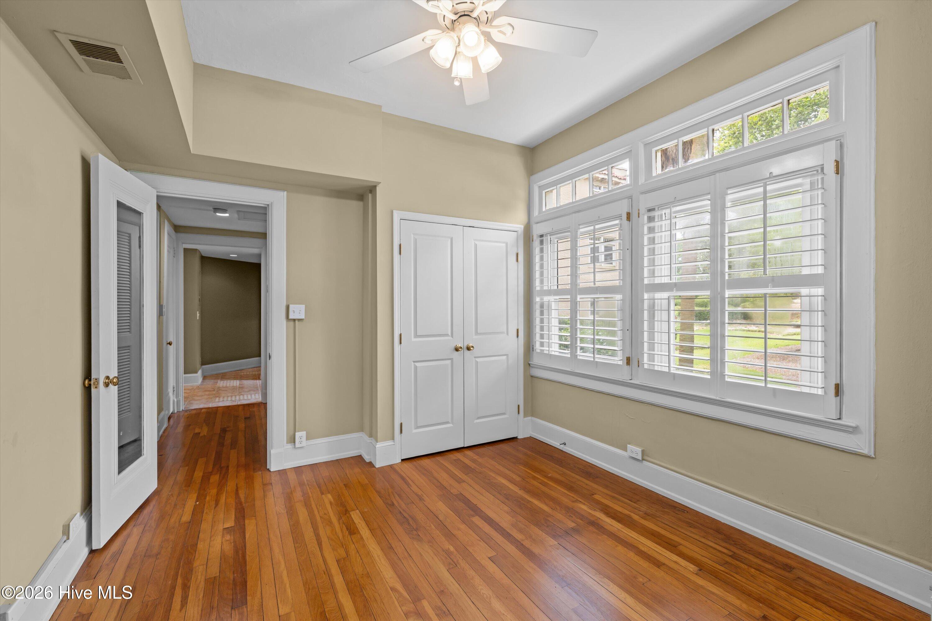 2068 Walton Way 201 Property Photo 13