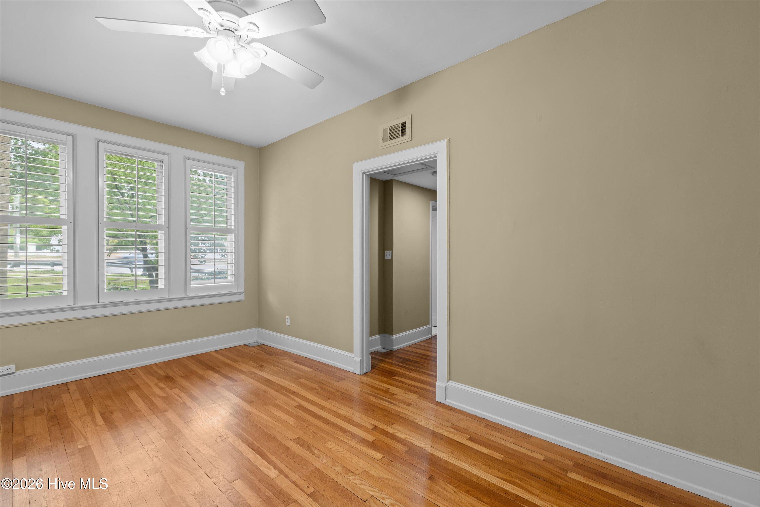 2068 Walton Way 201 Property Photo 31