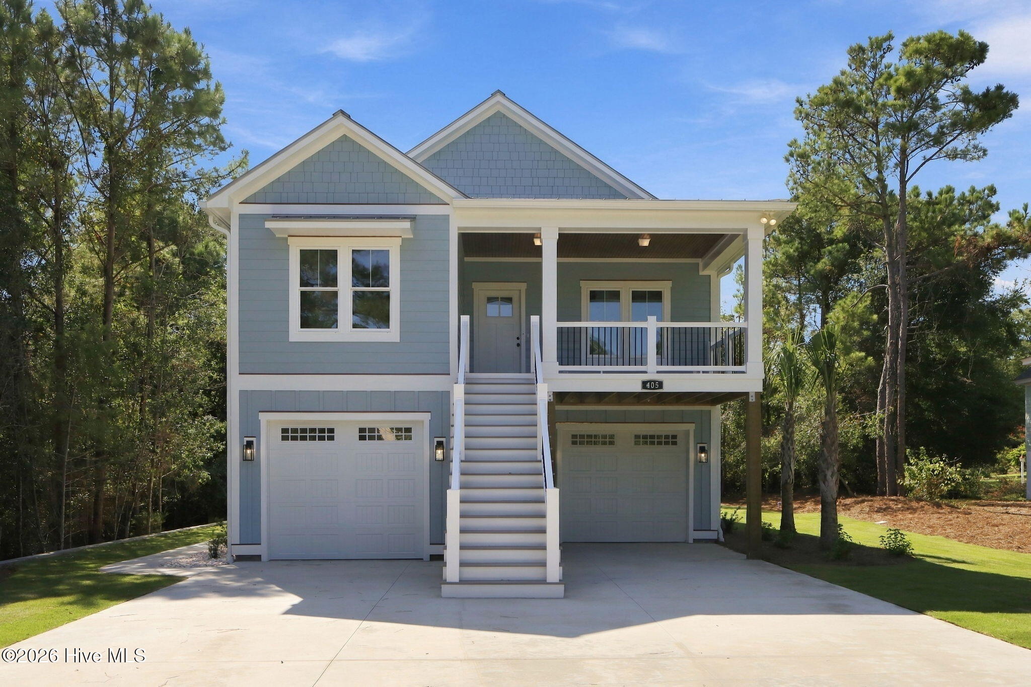 405 Emerald Landing Drive Property Photo 1