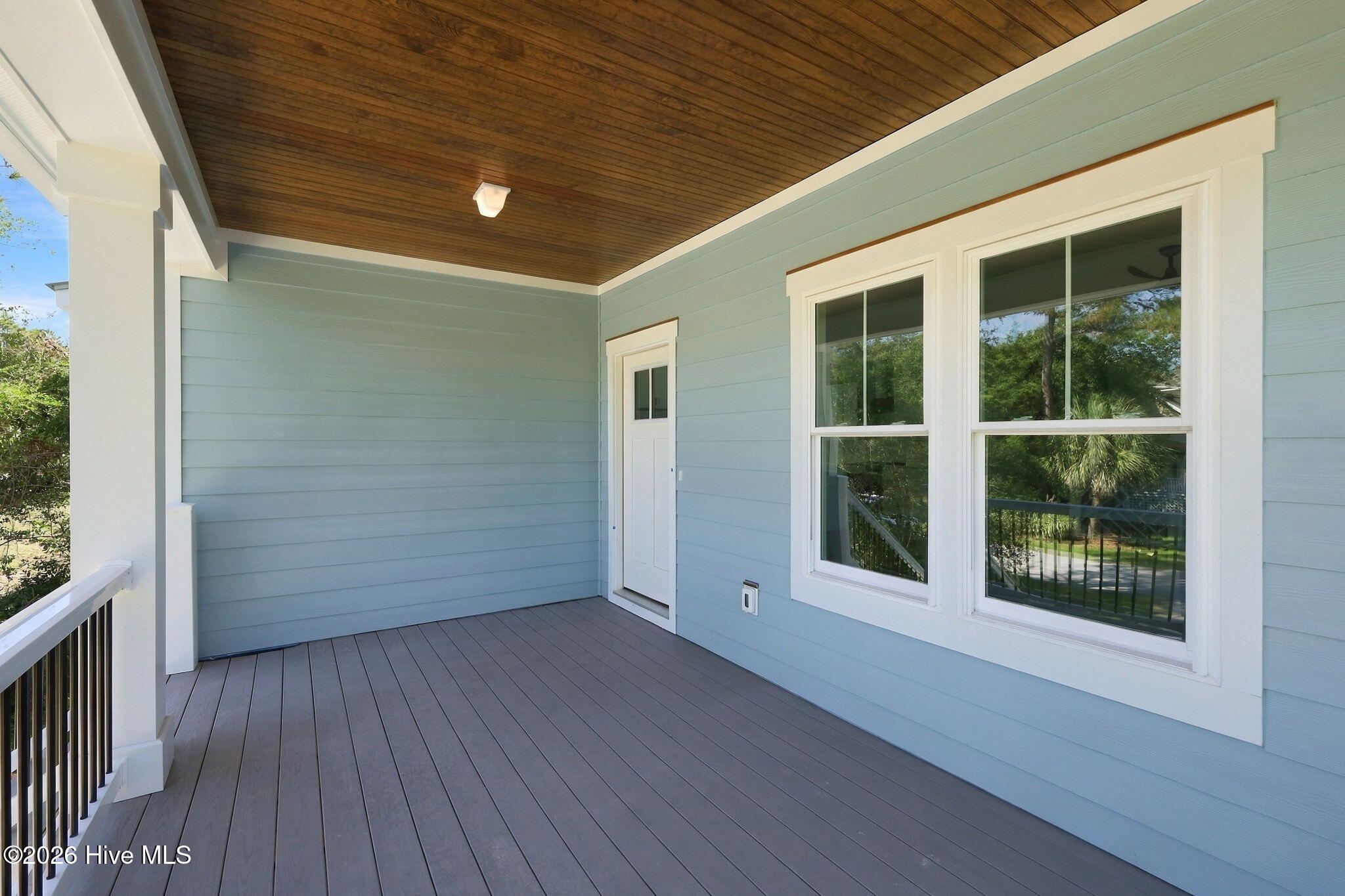 405 Emerald Landing Drive Property Photo 5