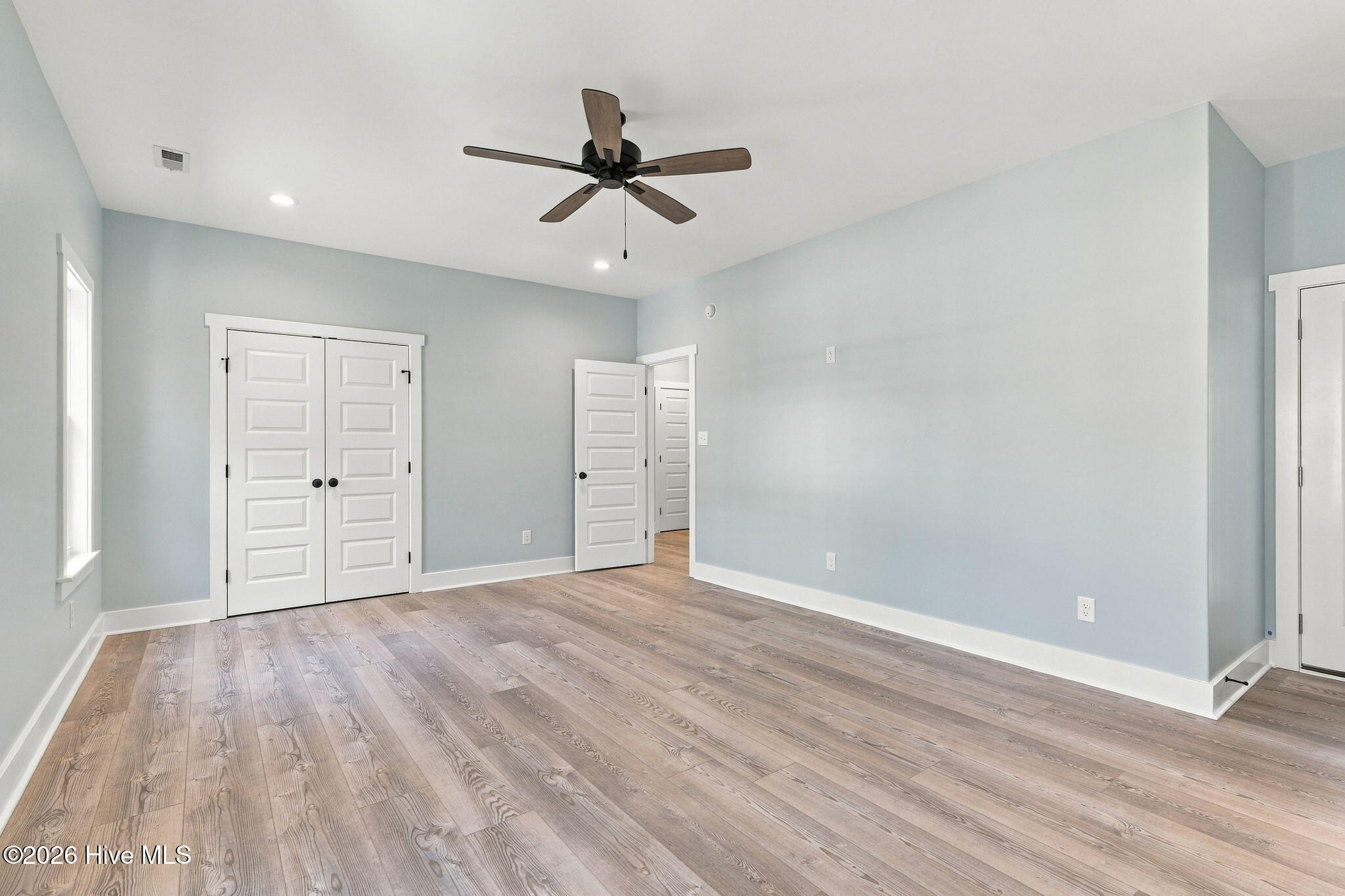 405 Emerald Landing Drive Property Photo 21
