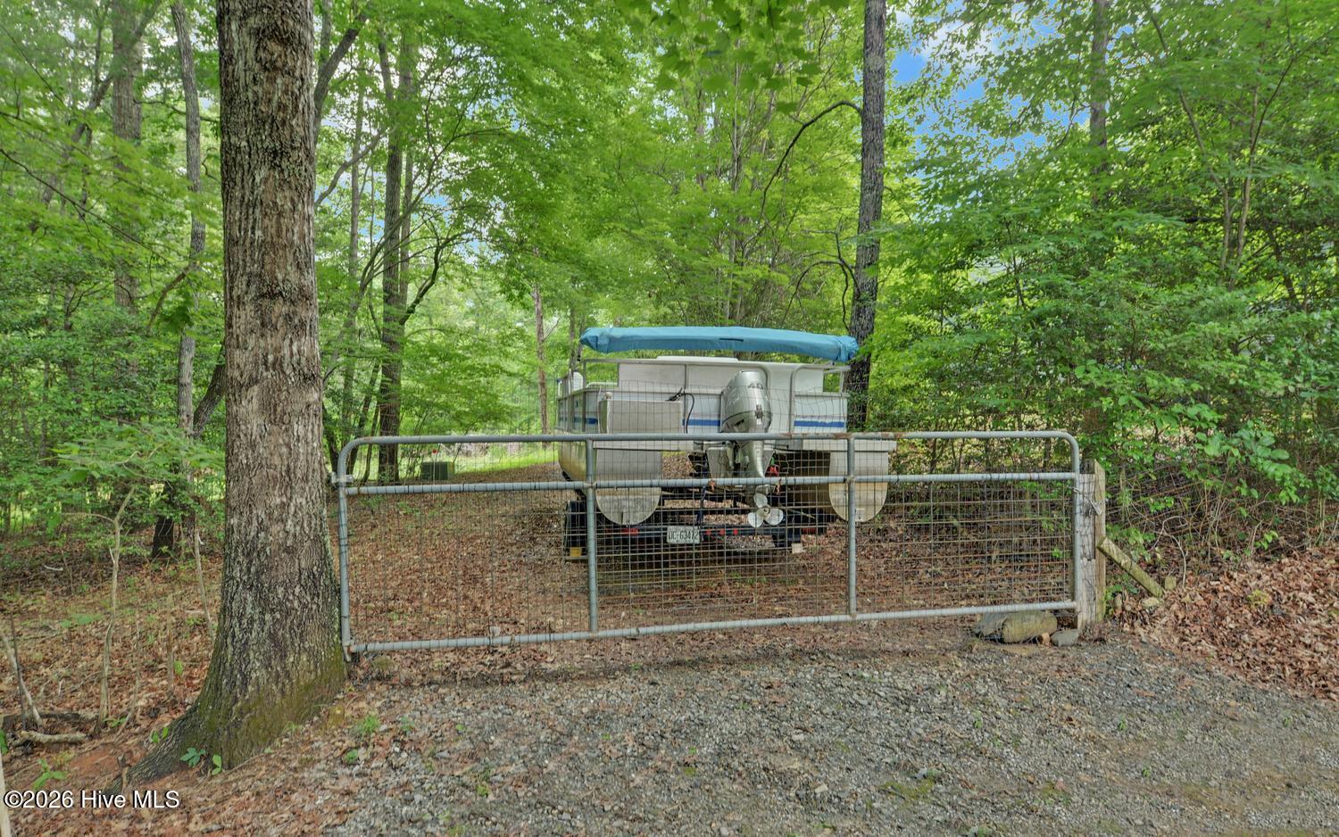 120 Covington Cove Property Photo 22