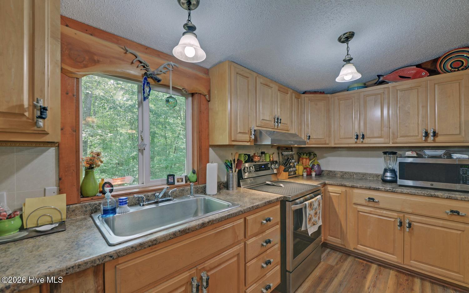 120 Covington Cove Property Photo 35