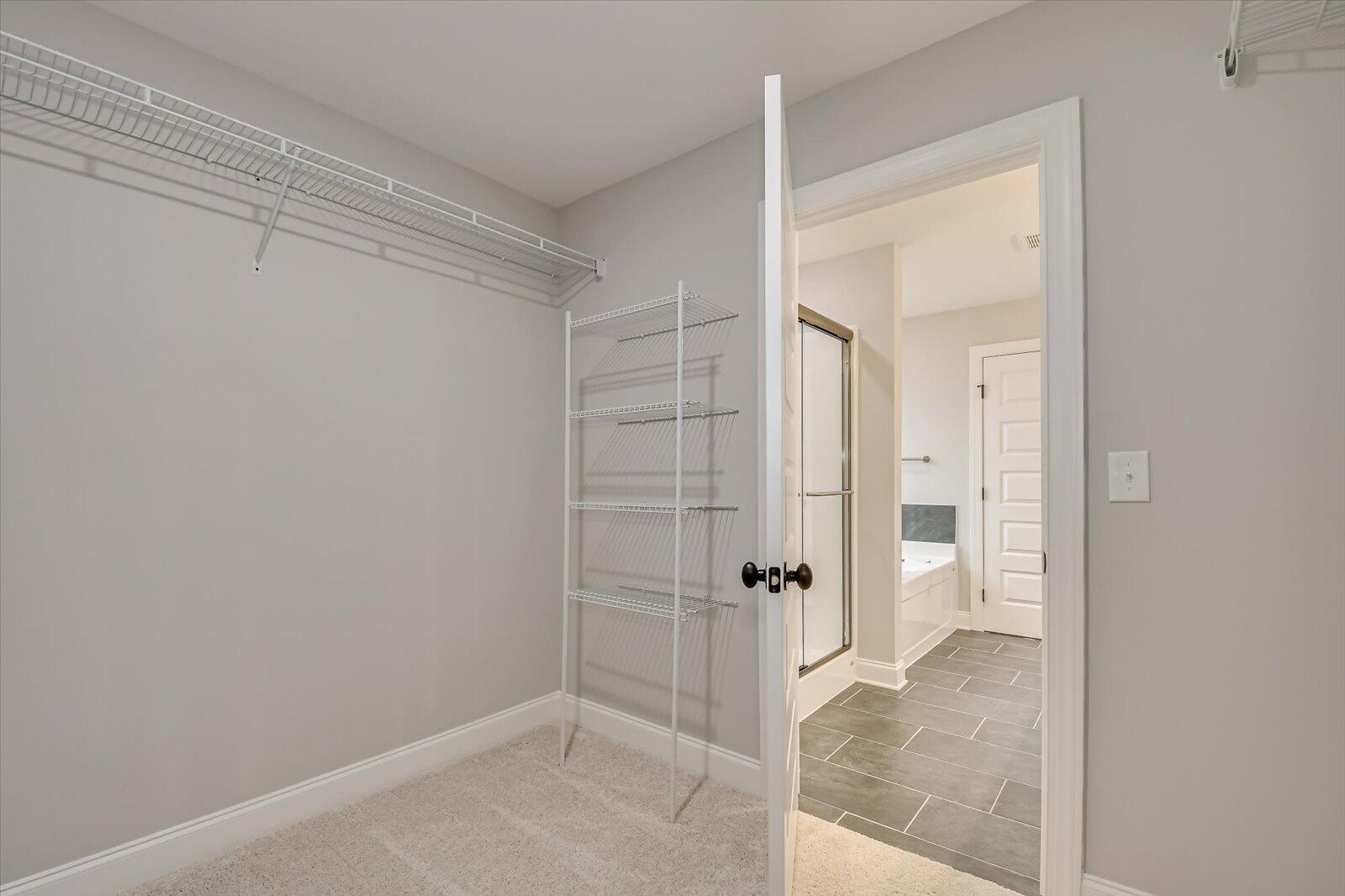 923 Walker Point Drive Property Photo 37