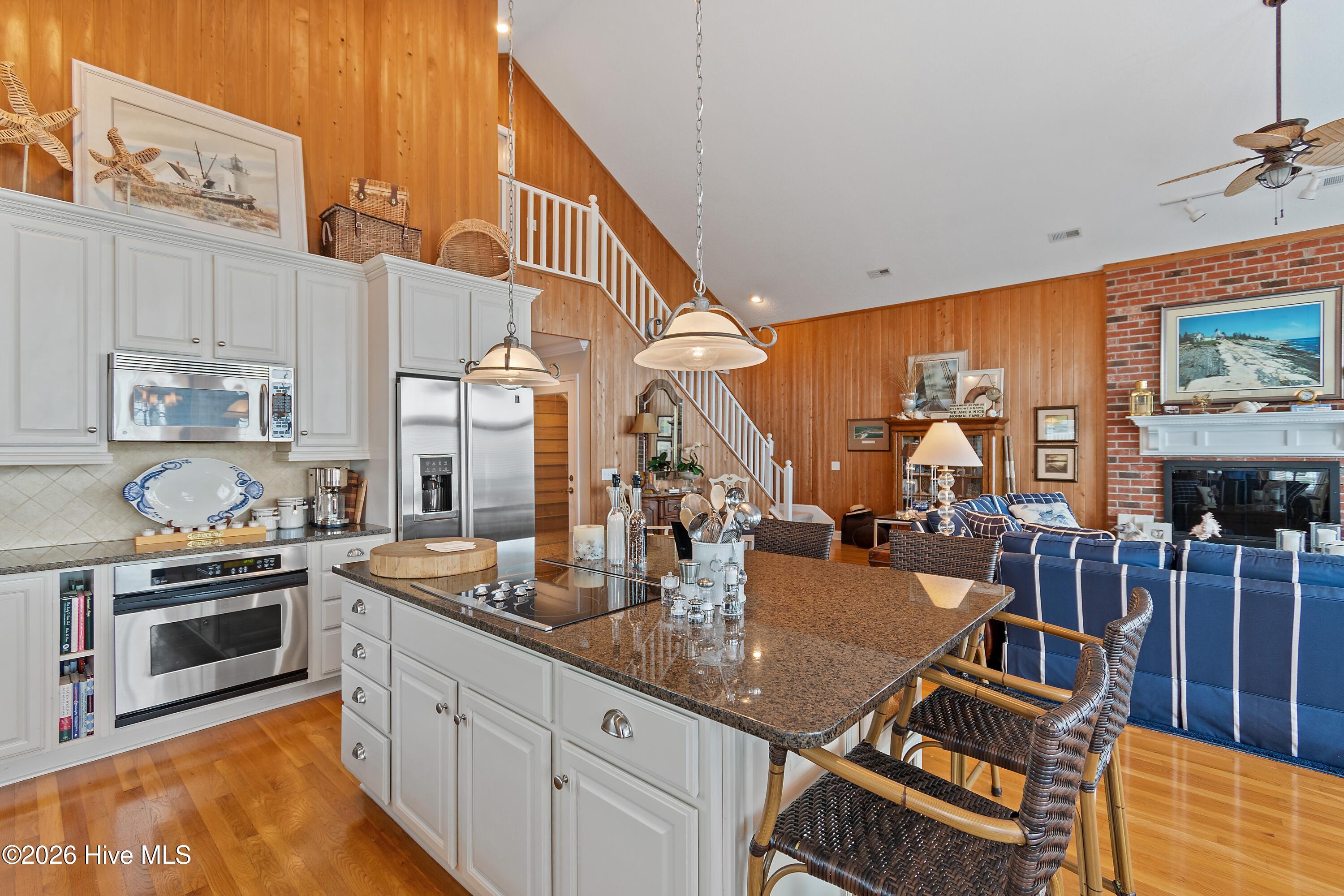 1307 Ocean Boulevard W Property Photo 11
