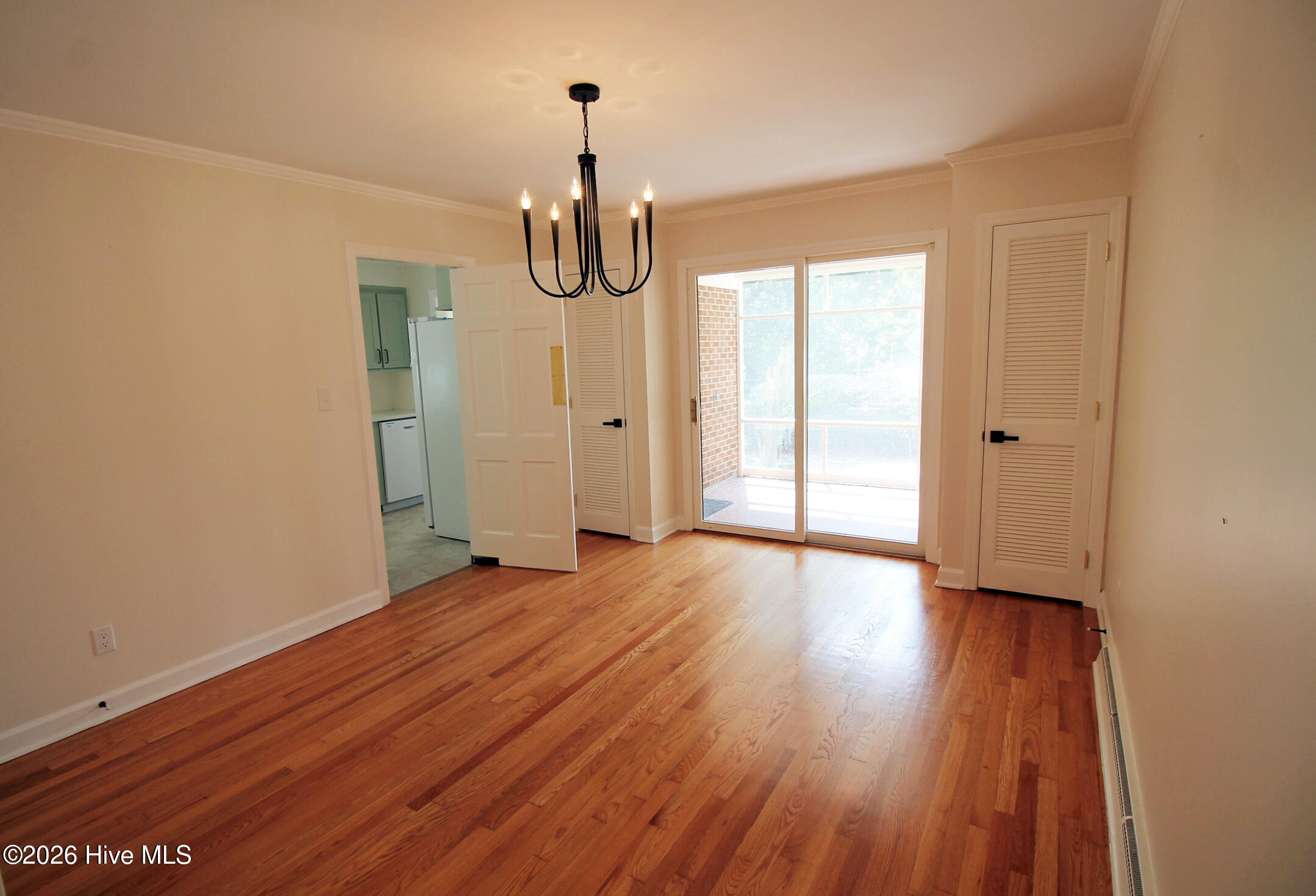 6974 River Road Property Photo 11