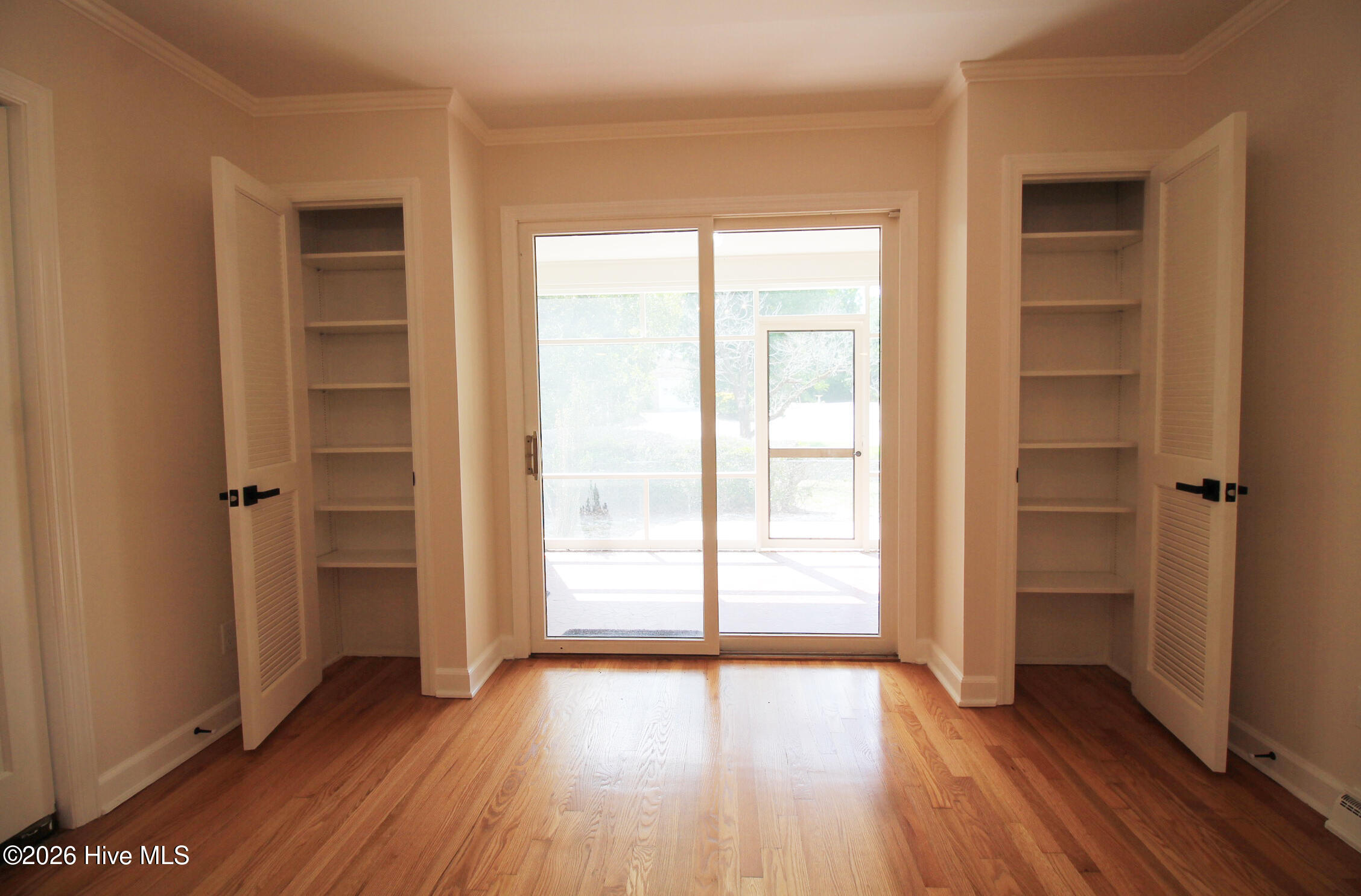6974 River Road Property Photo 12