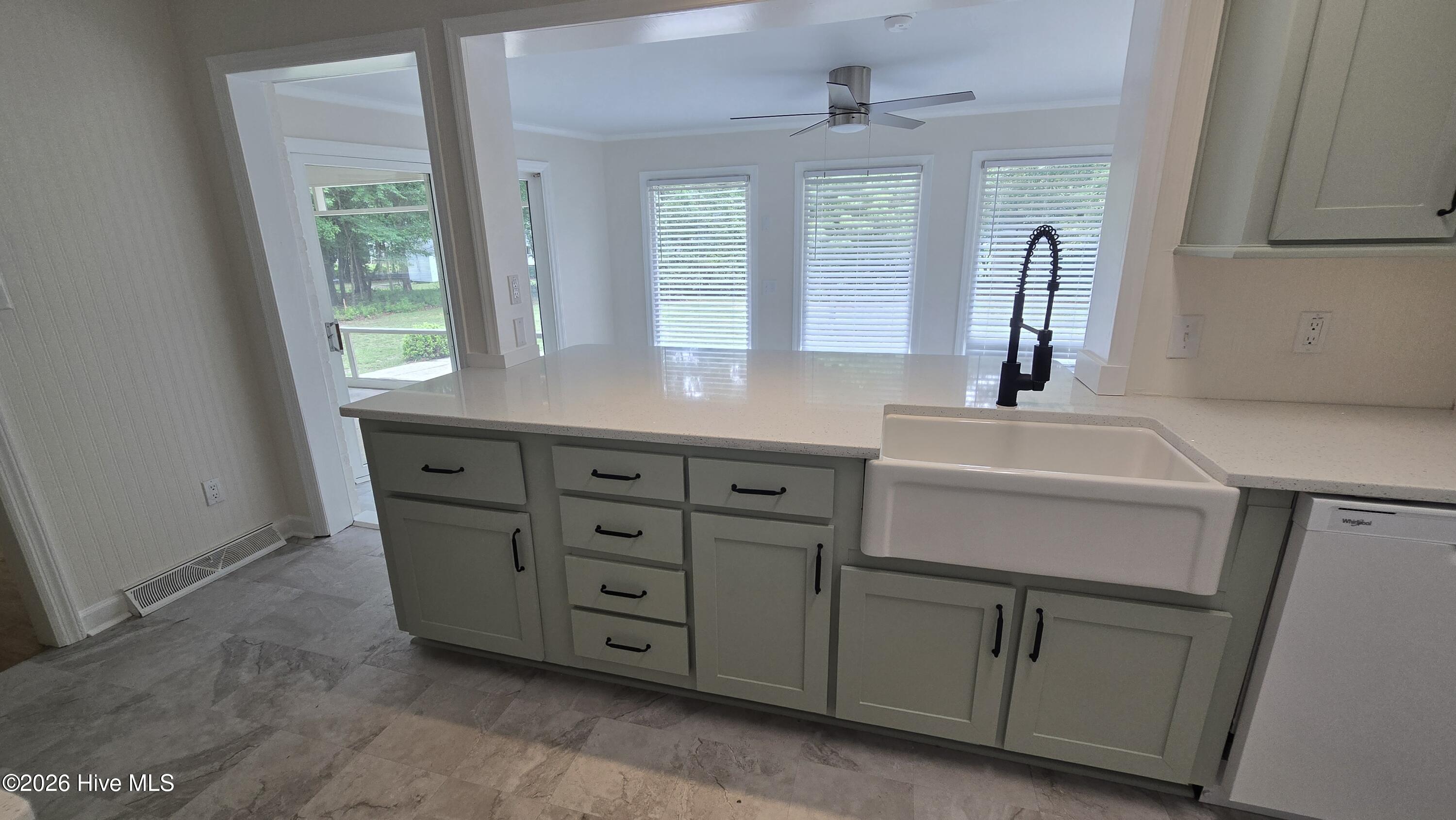 6974 River Road Property Photo 13