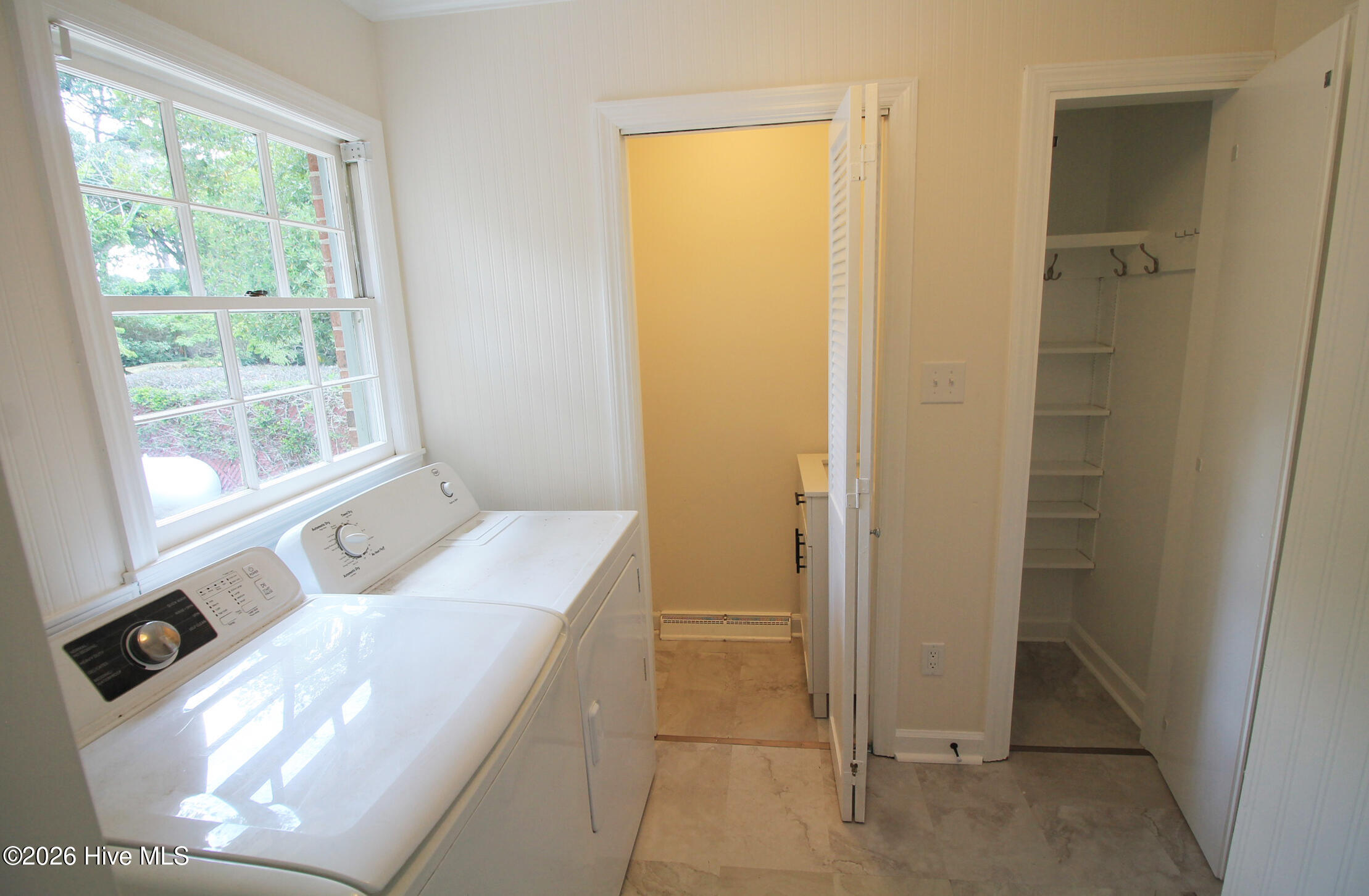 6974 River Road Property Photo 33